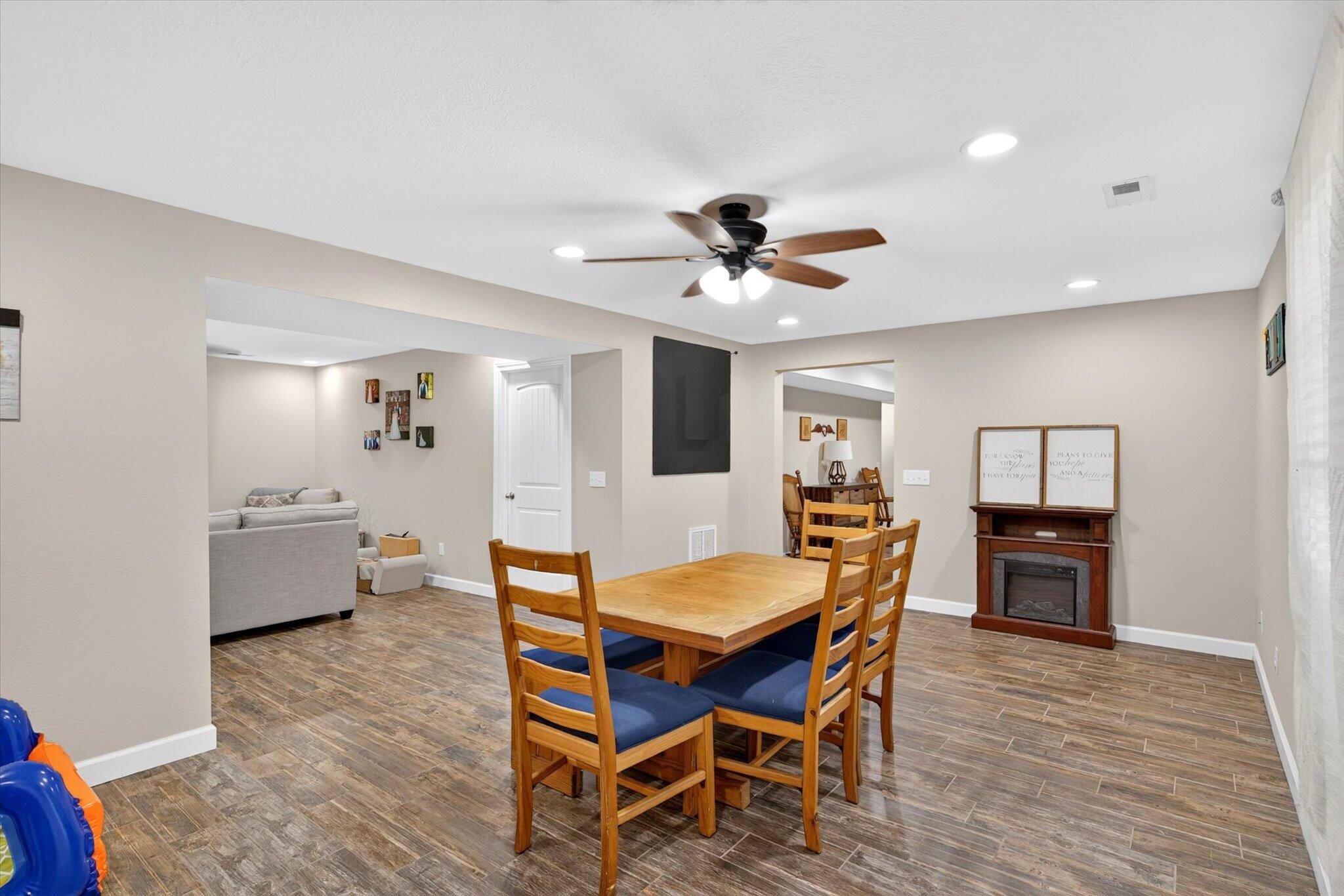 16268 Lawrence 1242 Property Photo 25