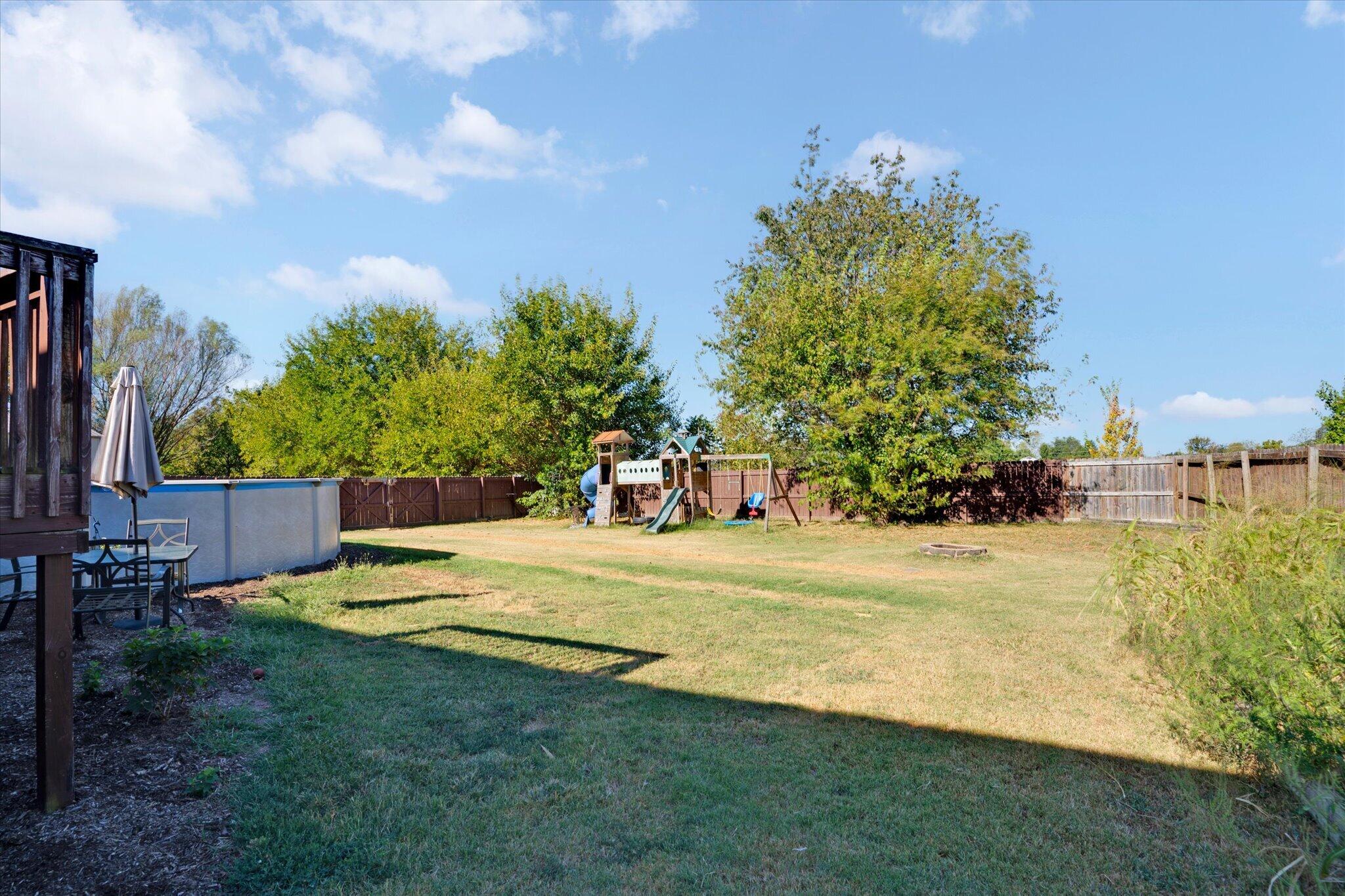16268 Lawrence 1242 Property Photo 37