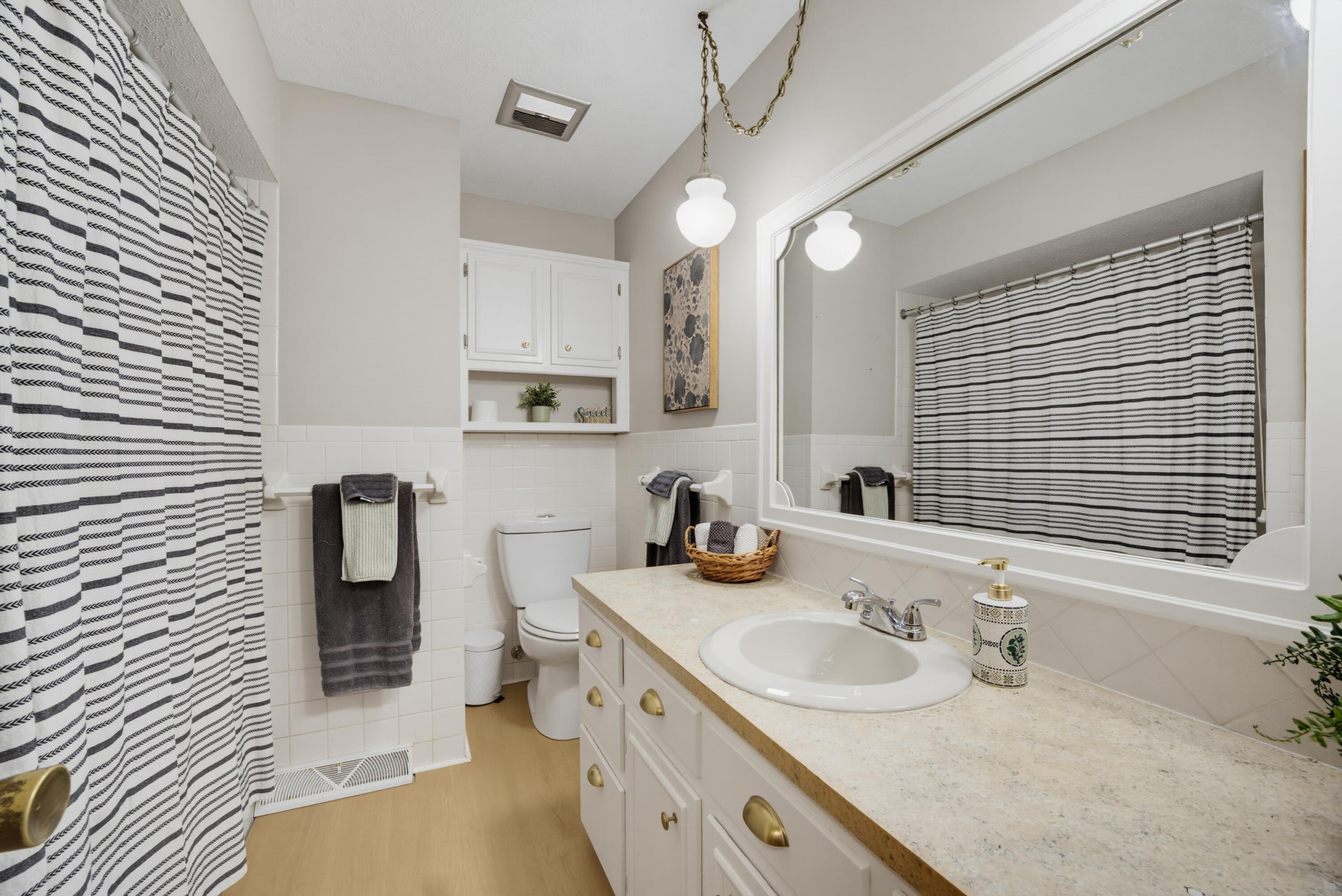 1210 East Woodland Street Property Photo 18