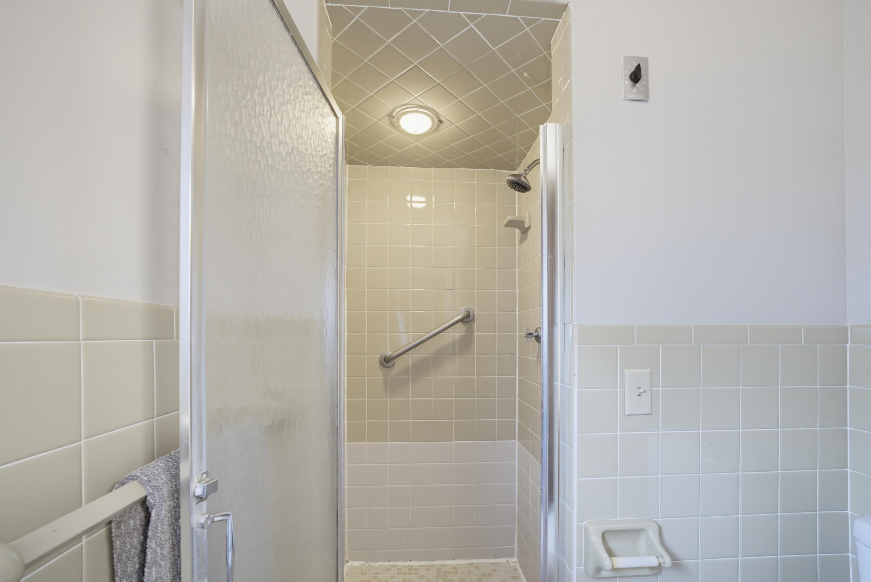 1210 East Woodland Street Property Photo 24