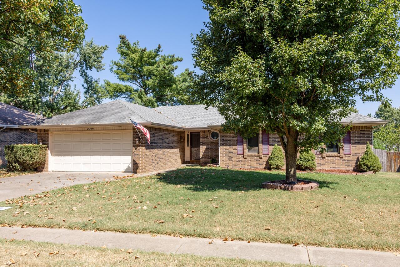 2099 West Nottingham Street Property Photo 1