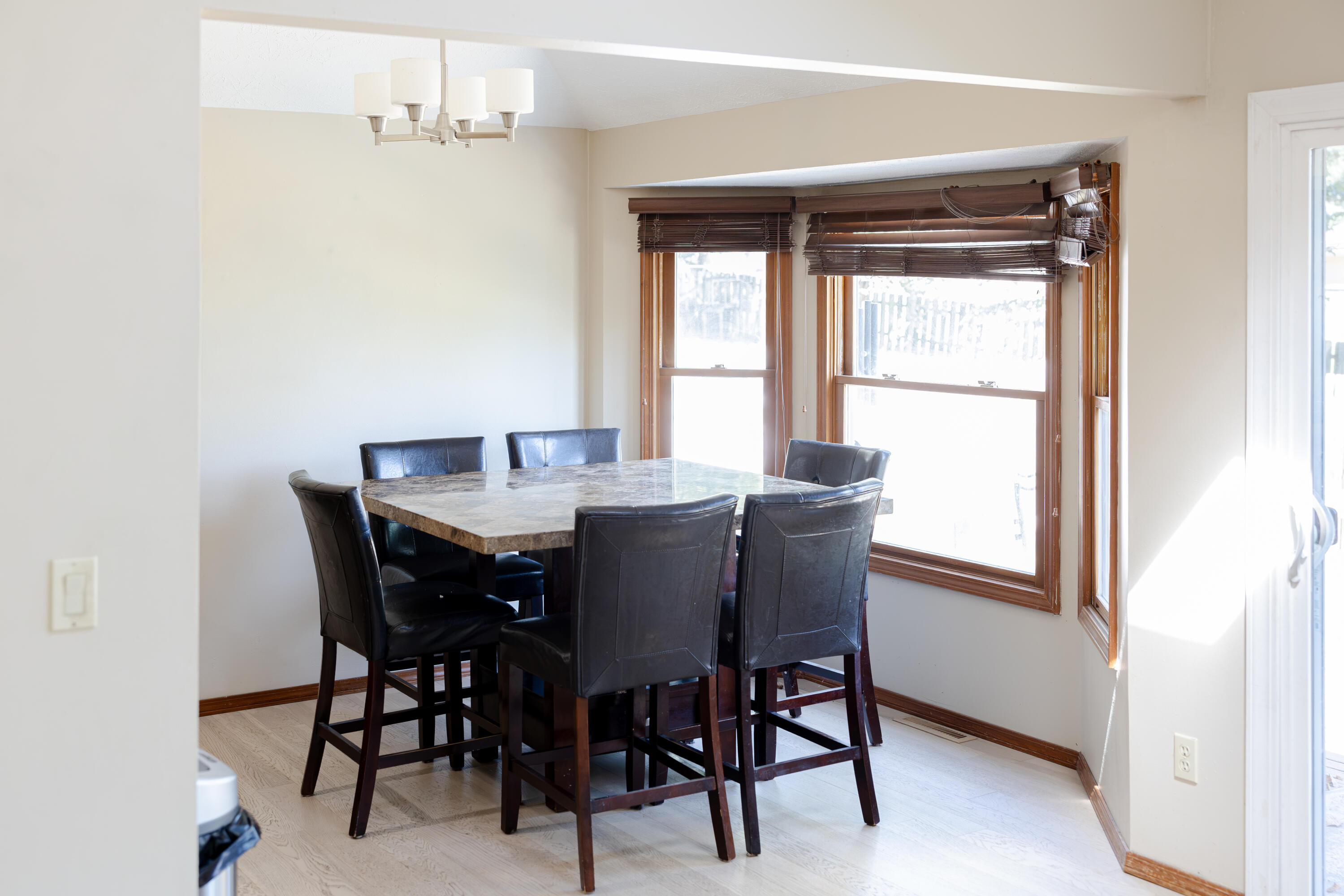 2099 West Nottingham Street Property Photo 6