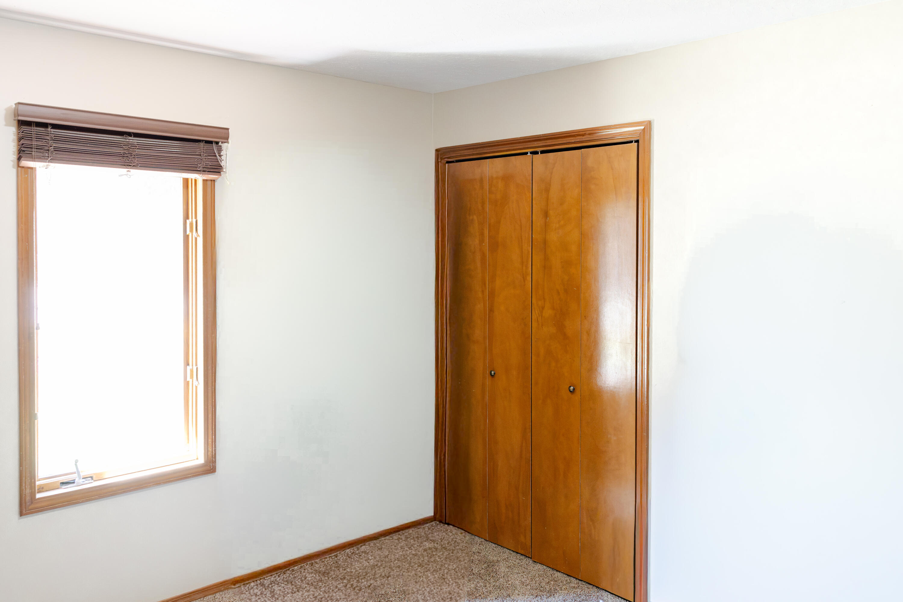 2099 West Nottingham Street Property Photo 23