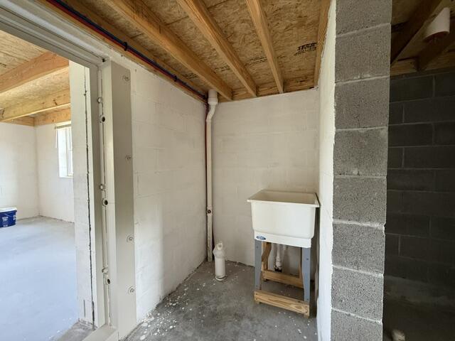 6351 Vixen Road Property Photo 11