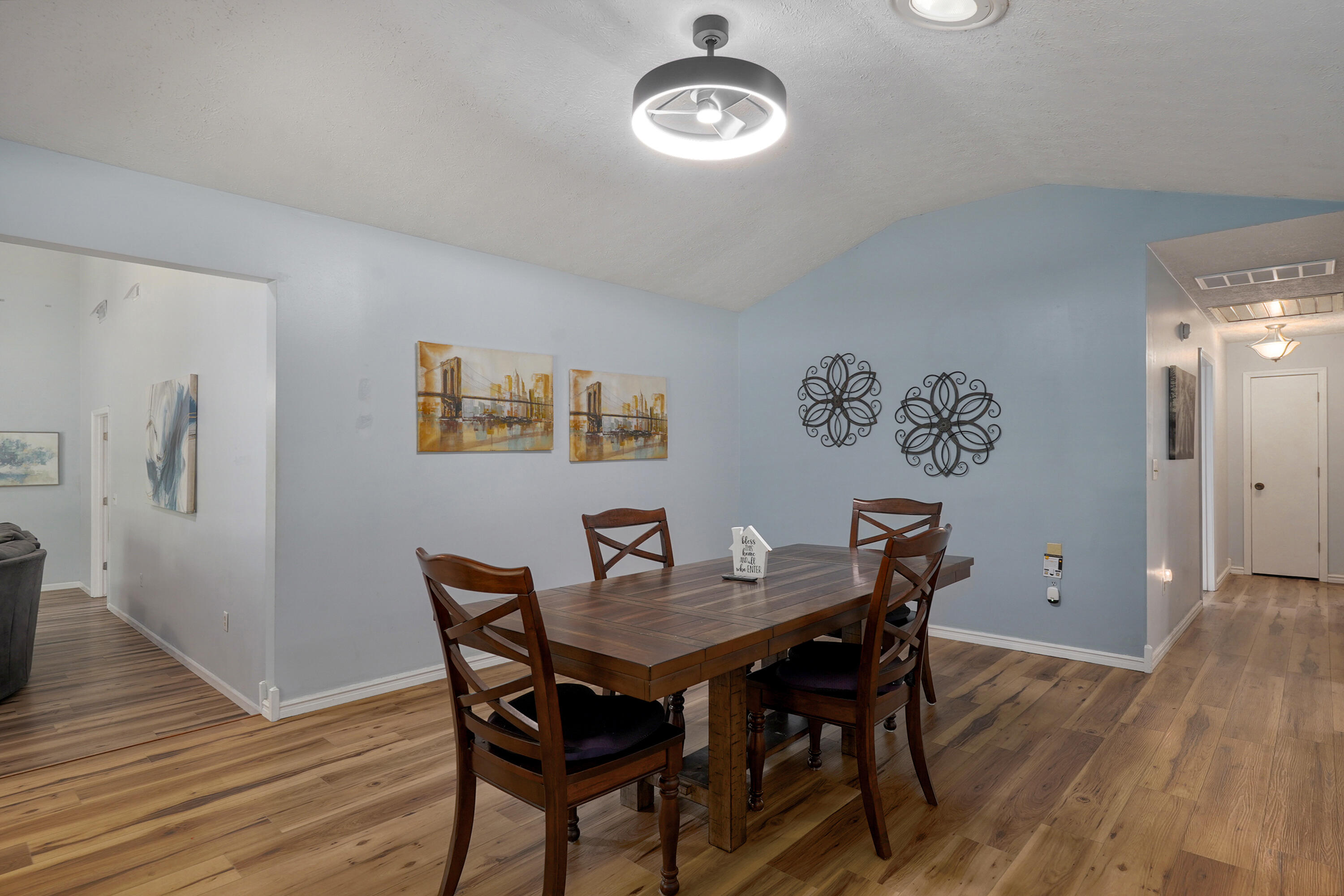 1382 Emerald Hills Drive Property Photo 7