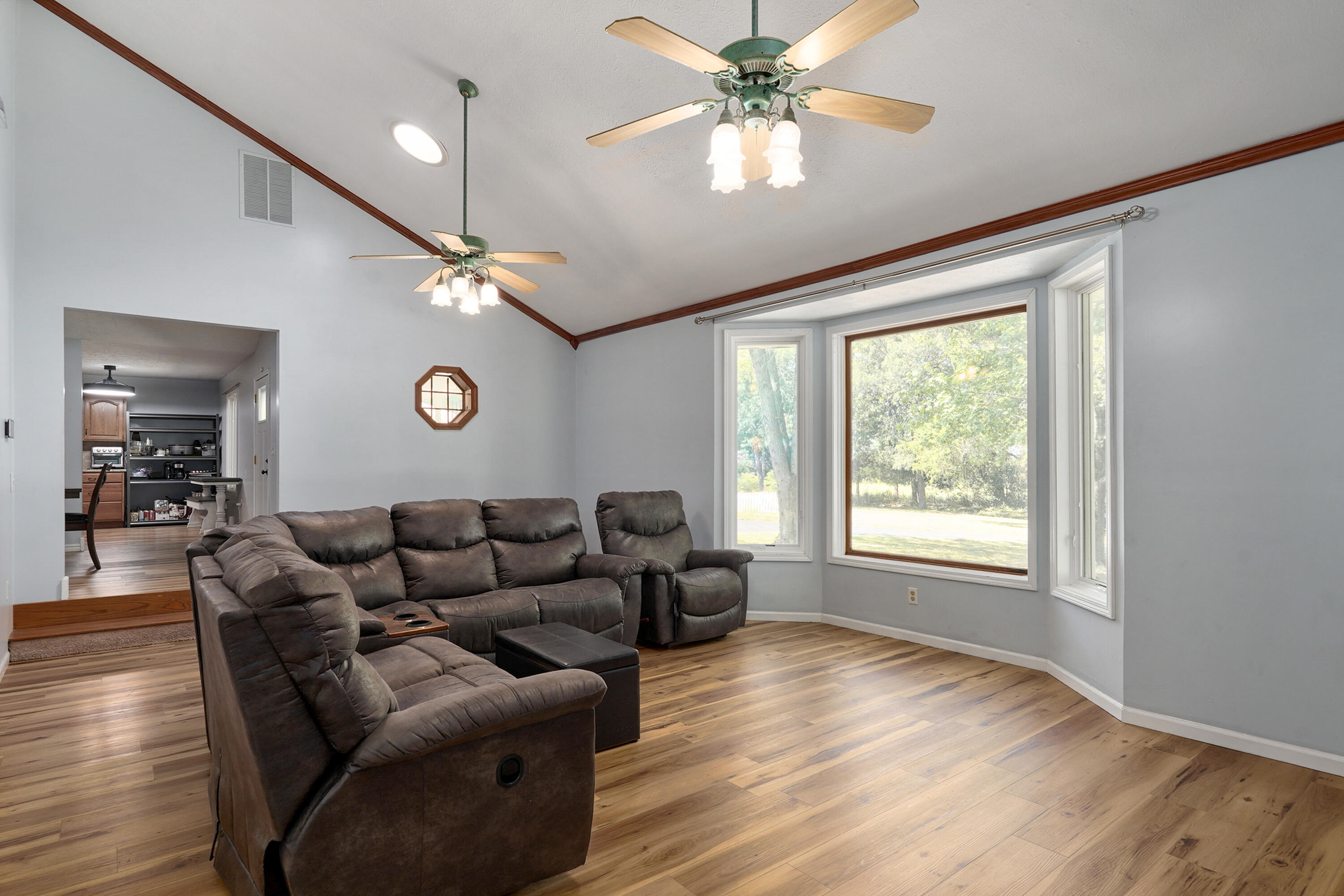 1382 Emerald Hills Drive Property Photo 14