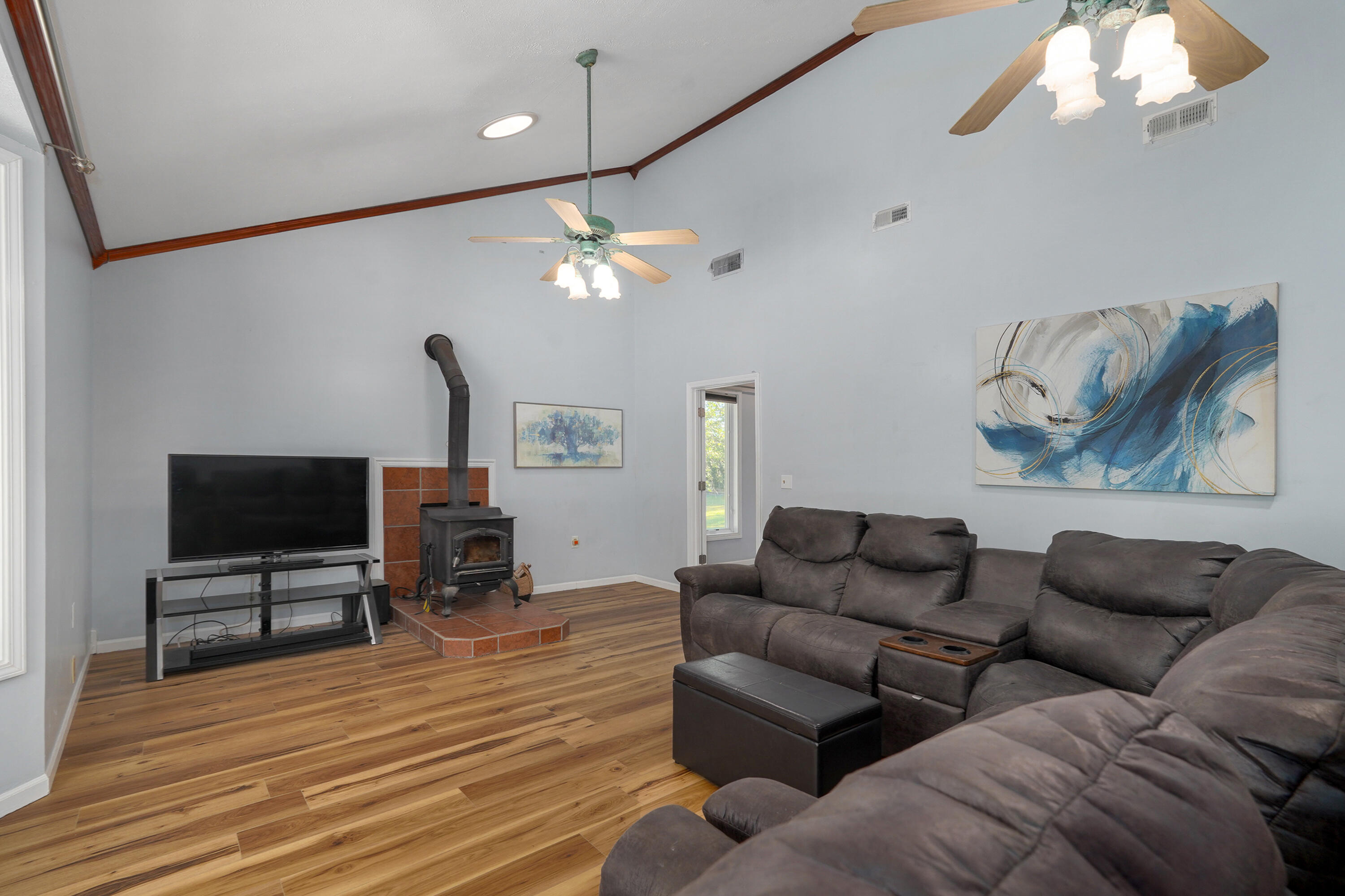 1382 Emerald Hills Drive Property Photo 16
