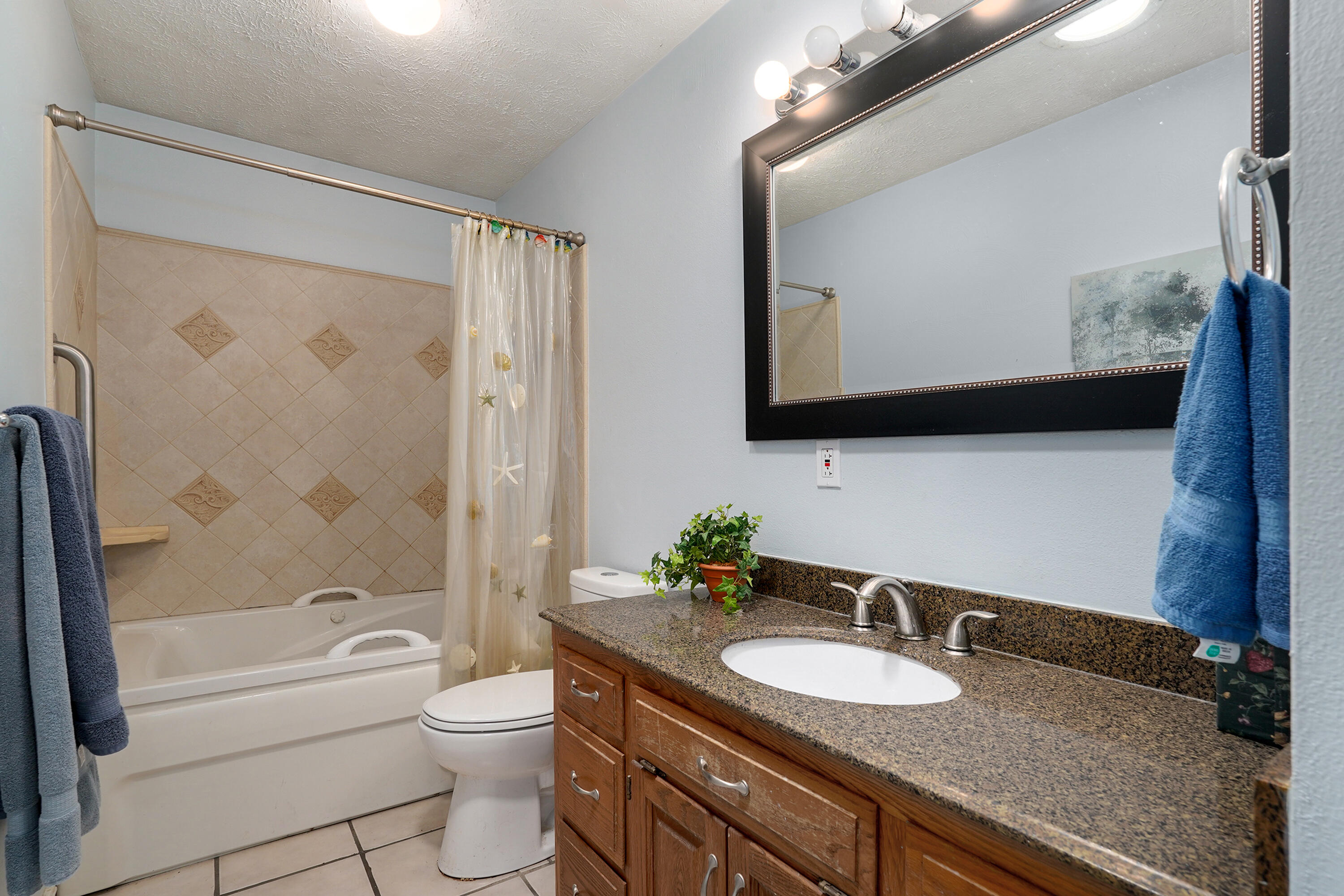 1382 Emerald Hills Drive Property Photo 24