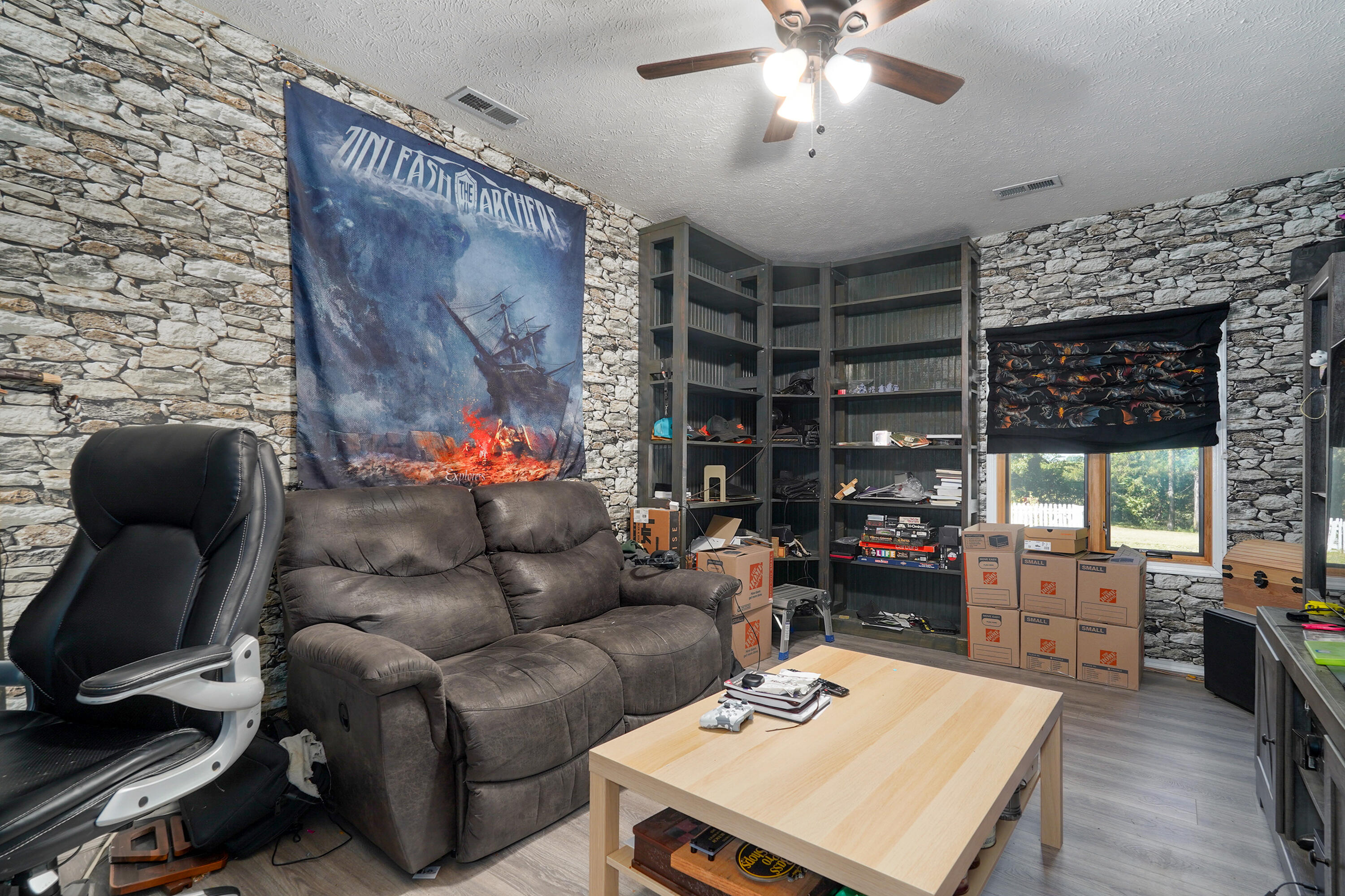 1382 Emerald Hills Drive Property Photo 28