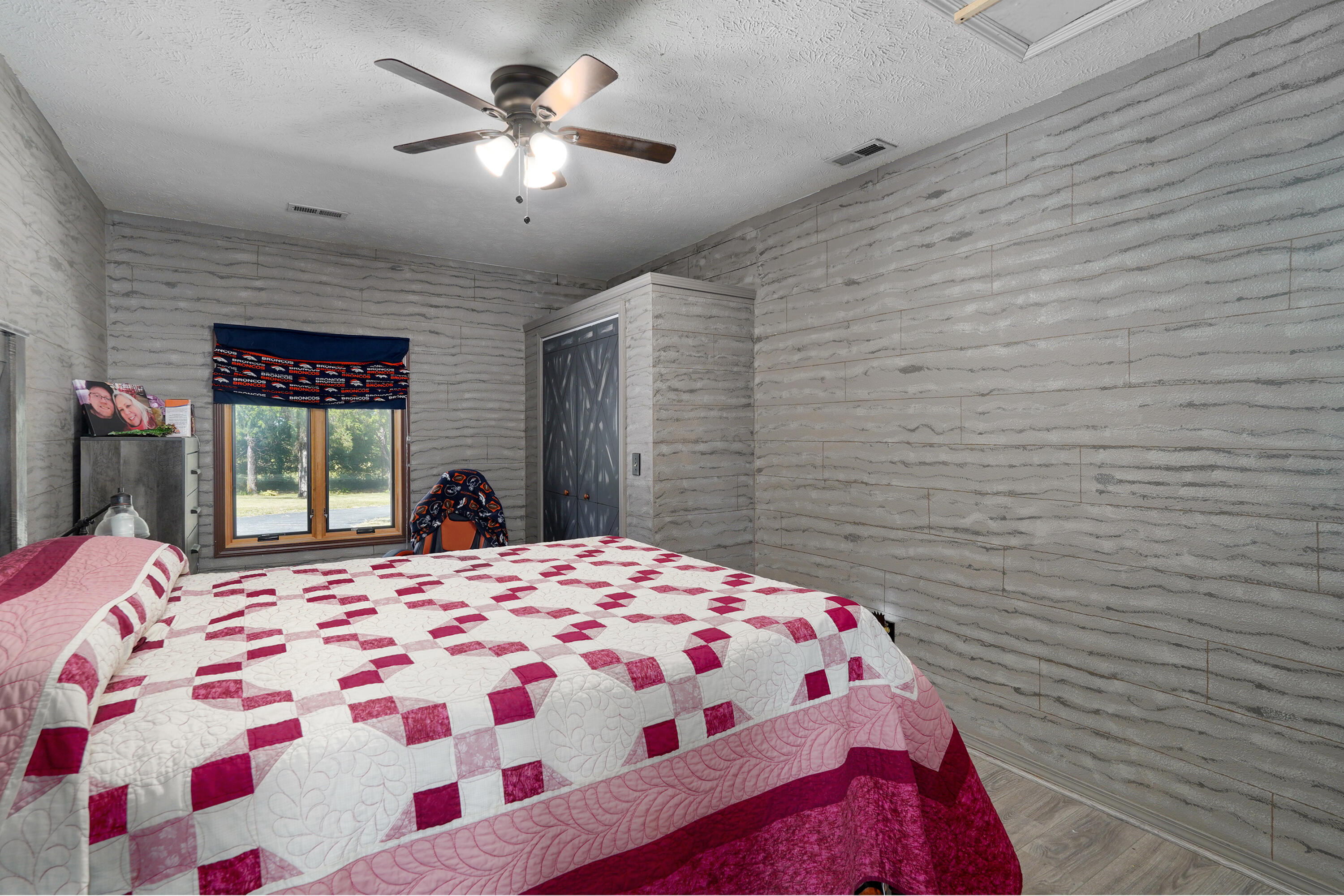 1382 Emerald Hills Drive Property Photo 29