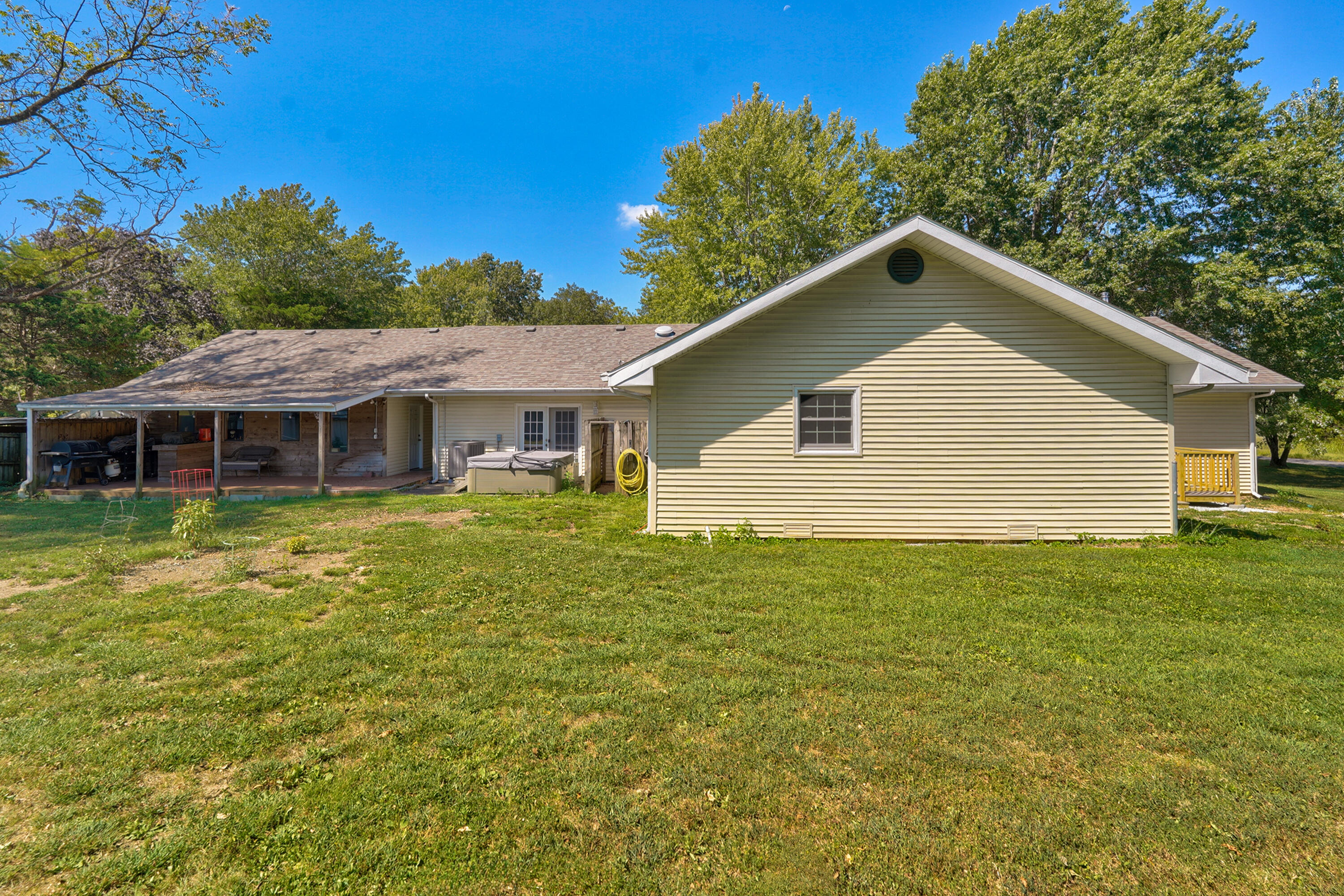 1382 Emerald Hills Drive Property Photo 39