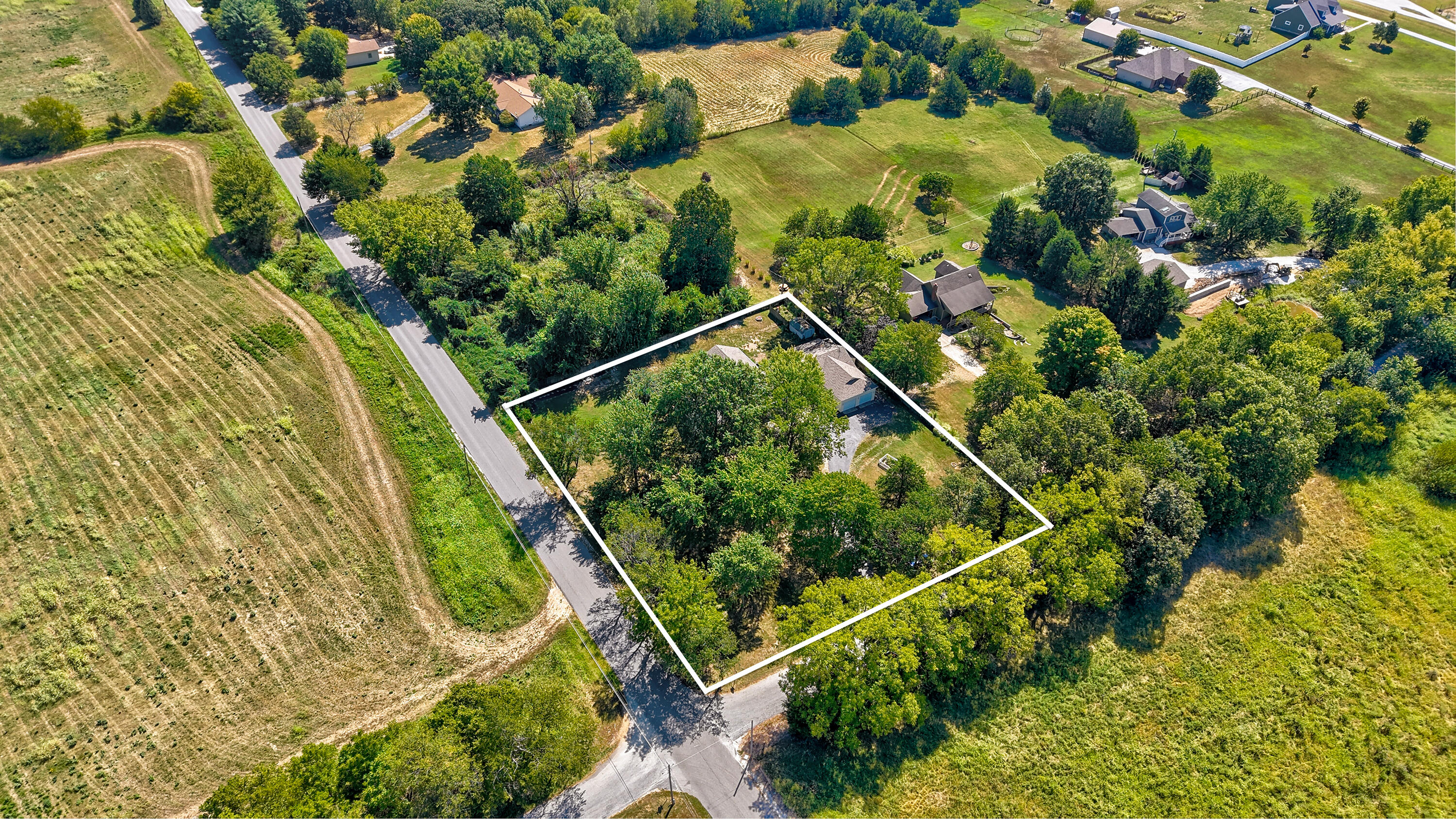 1382 Emerald Hills Drive Property Photo 45
