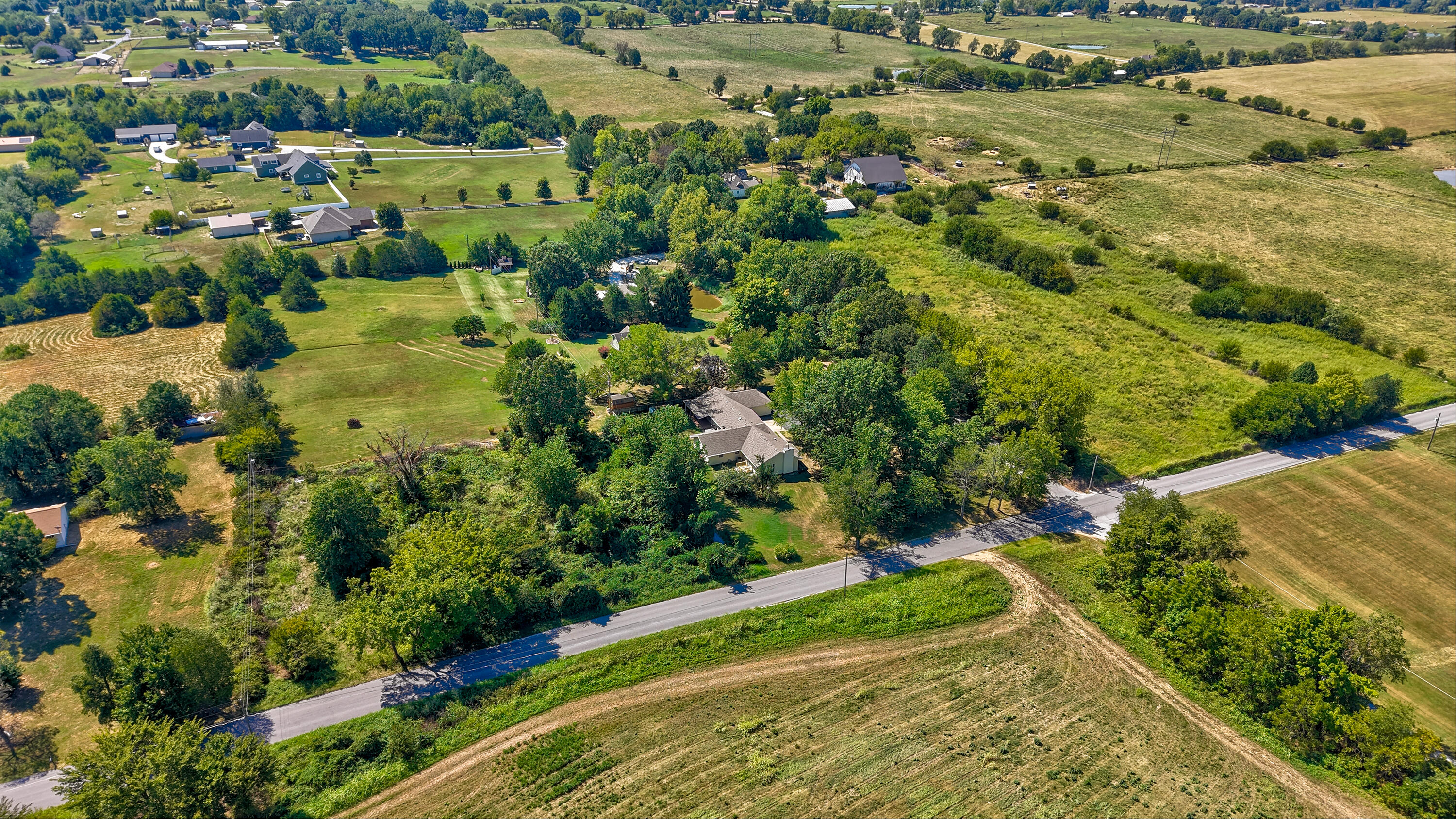 1382 Emerald Hills Drive Property Photo 48