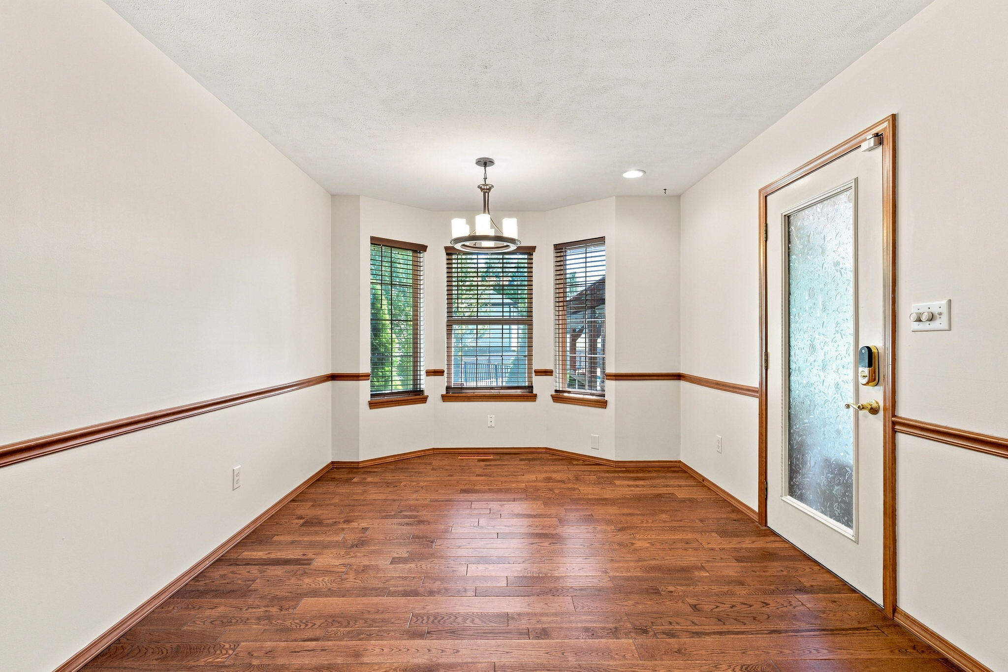 615 Canary Way Property Photo 14