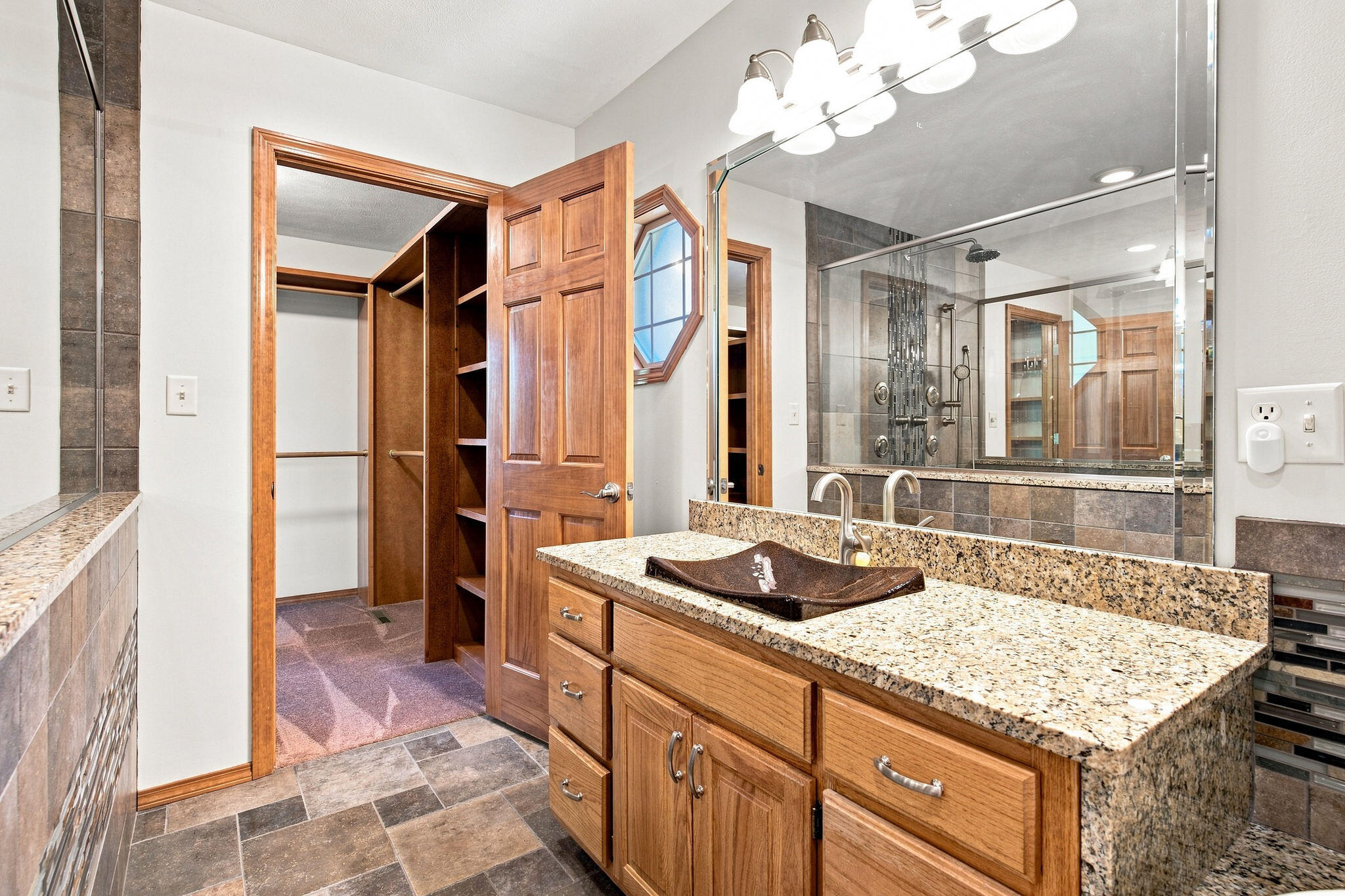 615 Canary Way Property Photo 25