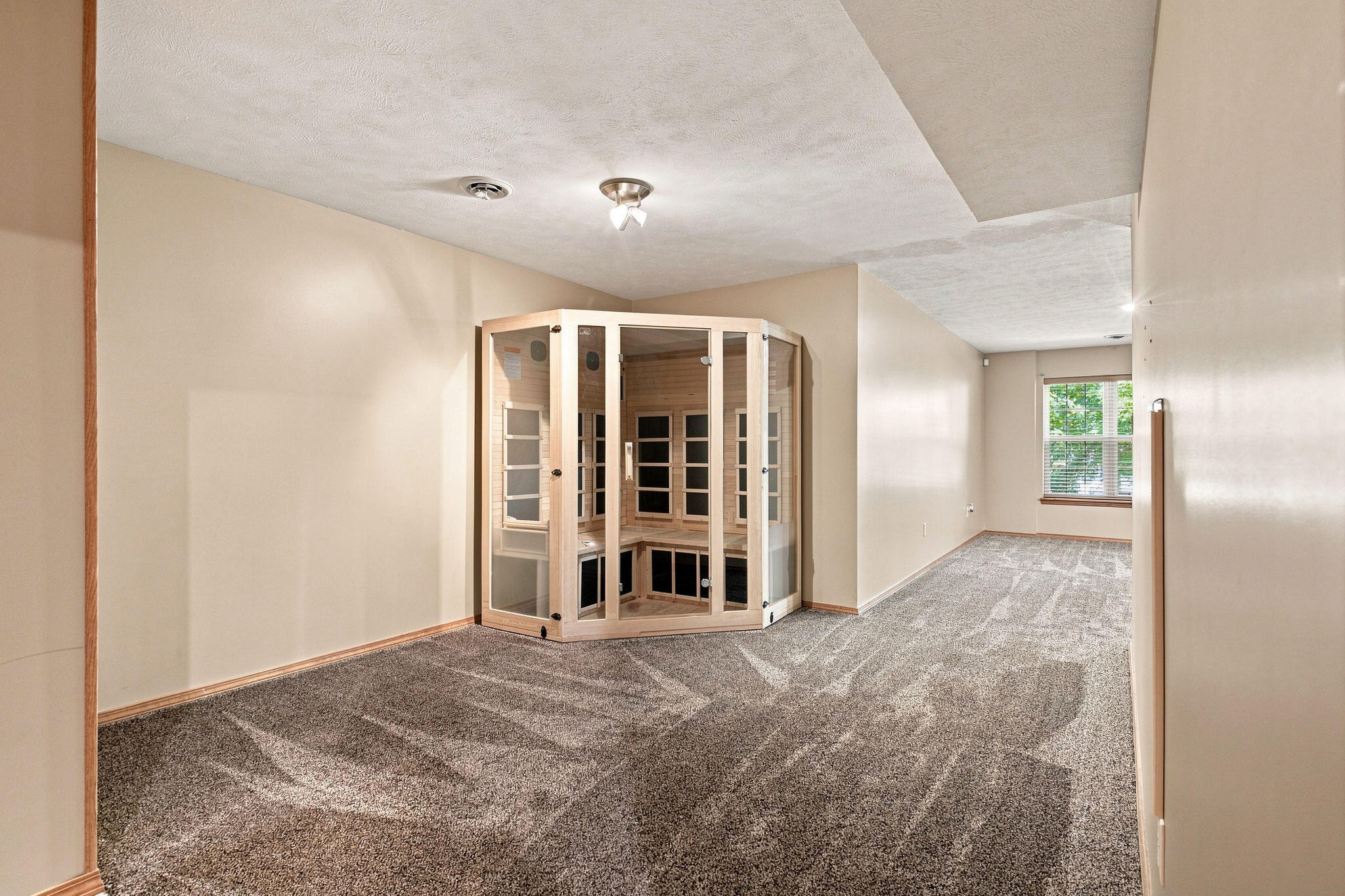 615 Canary Way Property Photo 36