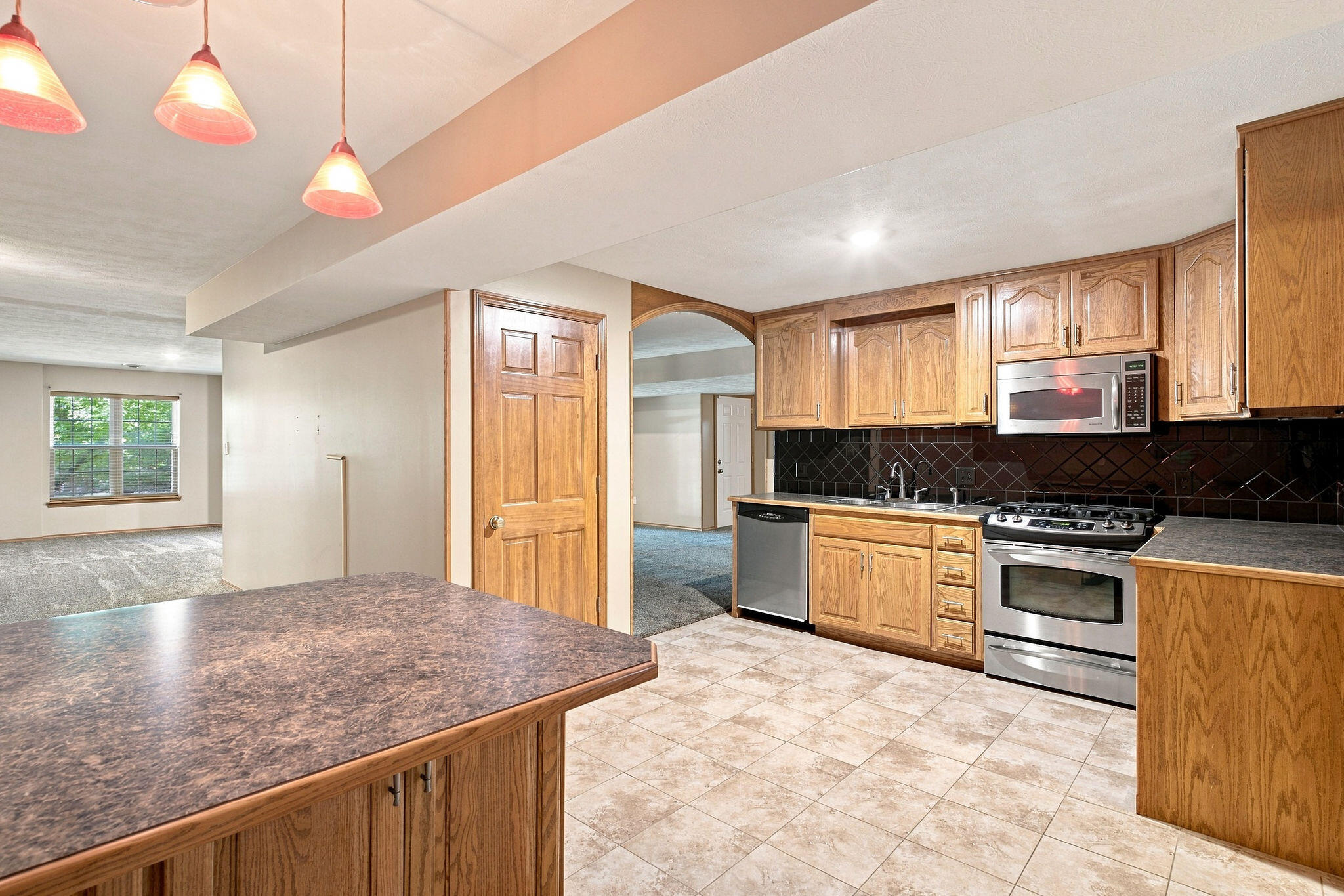 615 Canary Way Property Photo 38
