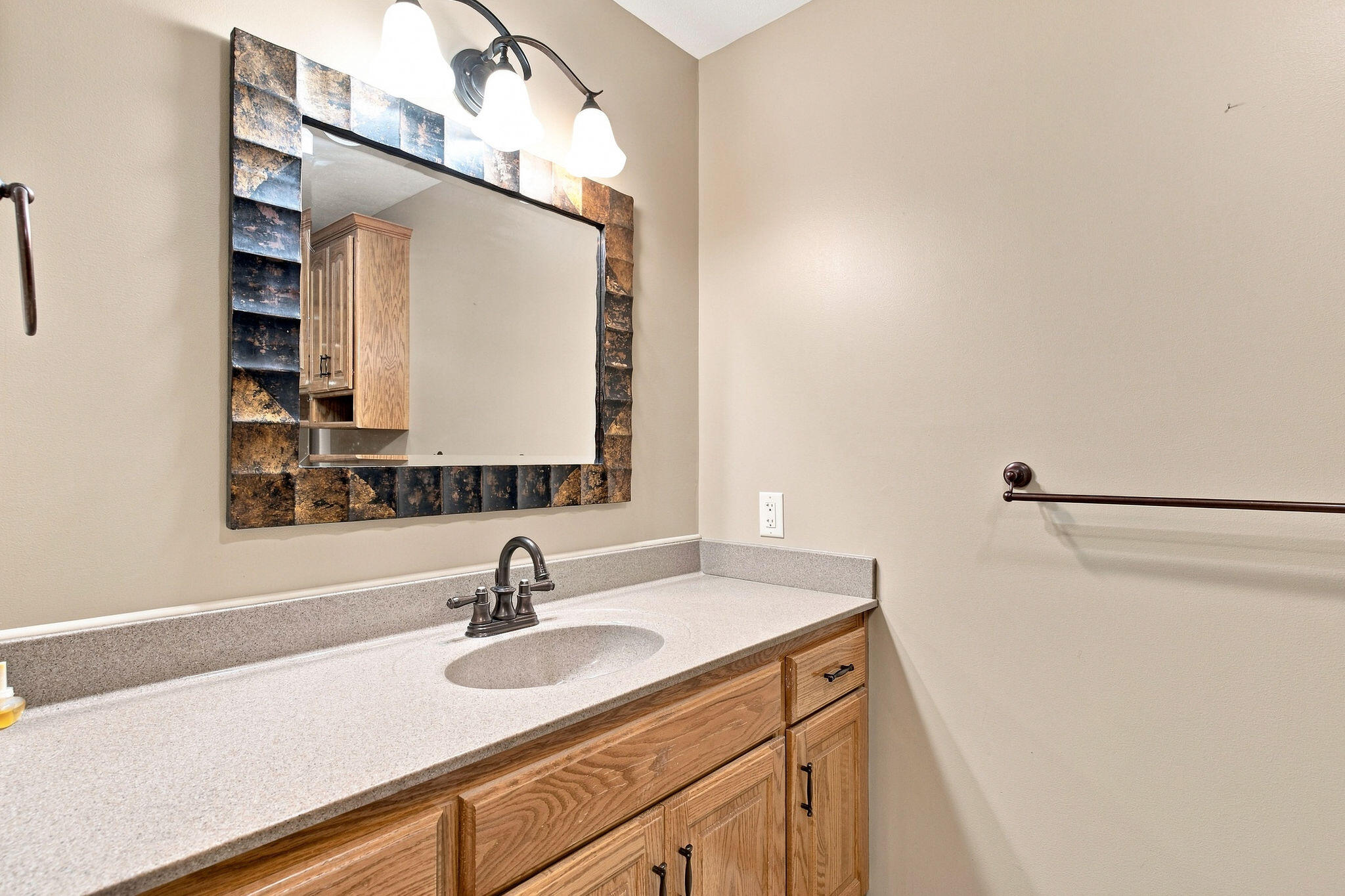 615 Canary Way Property Photo 45