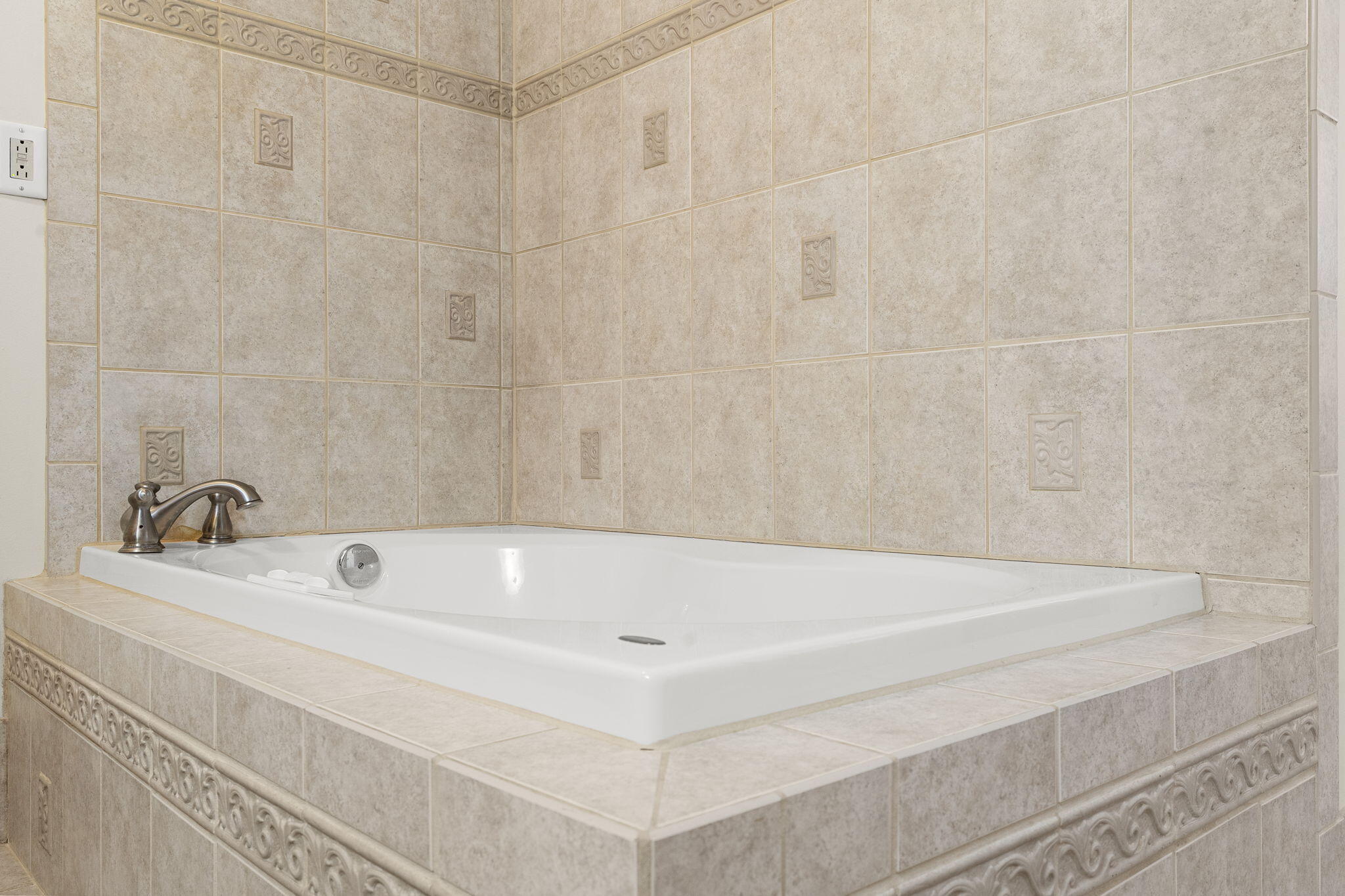 24 Starboard Drive #12 Property Photo 22