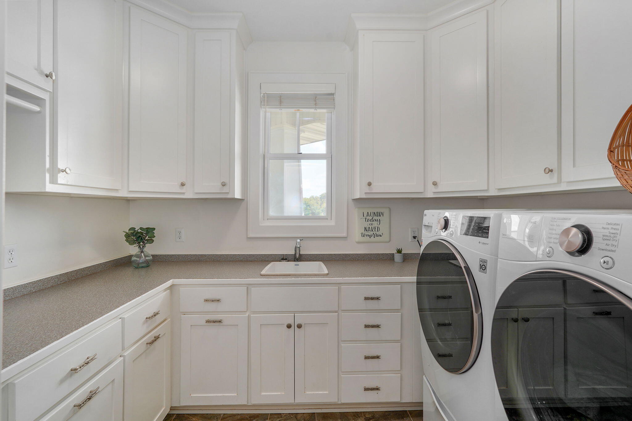 8689 West Farm Rd 194 Property Photo 60