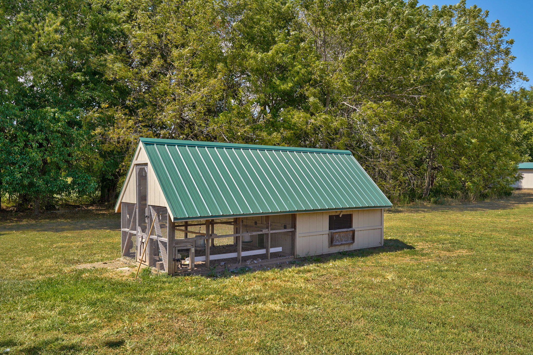 8689 West Farm Rd 194 Property Photo 77
