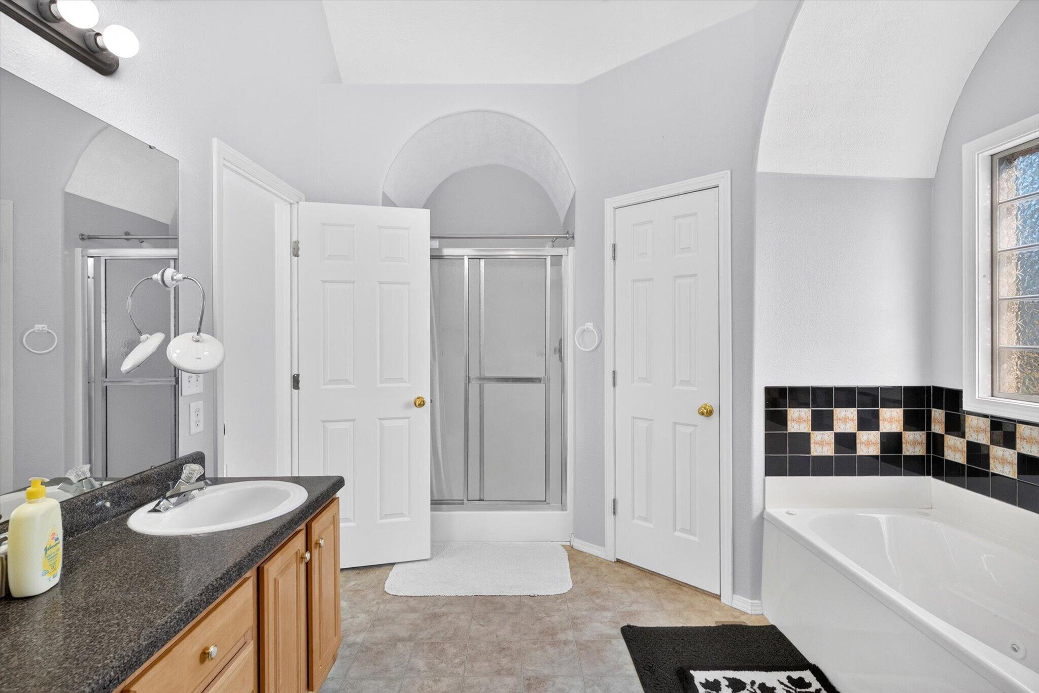 802 East Current Drive Property Photo 14