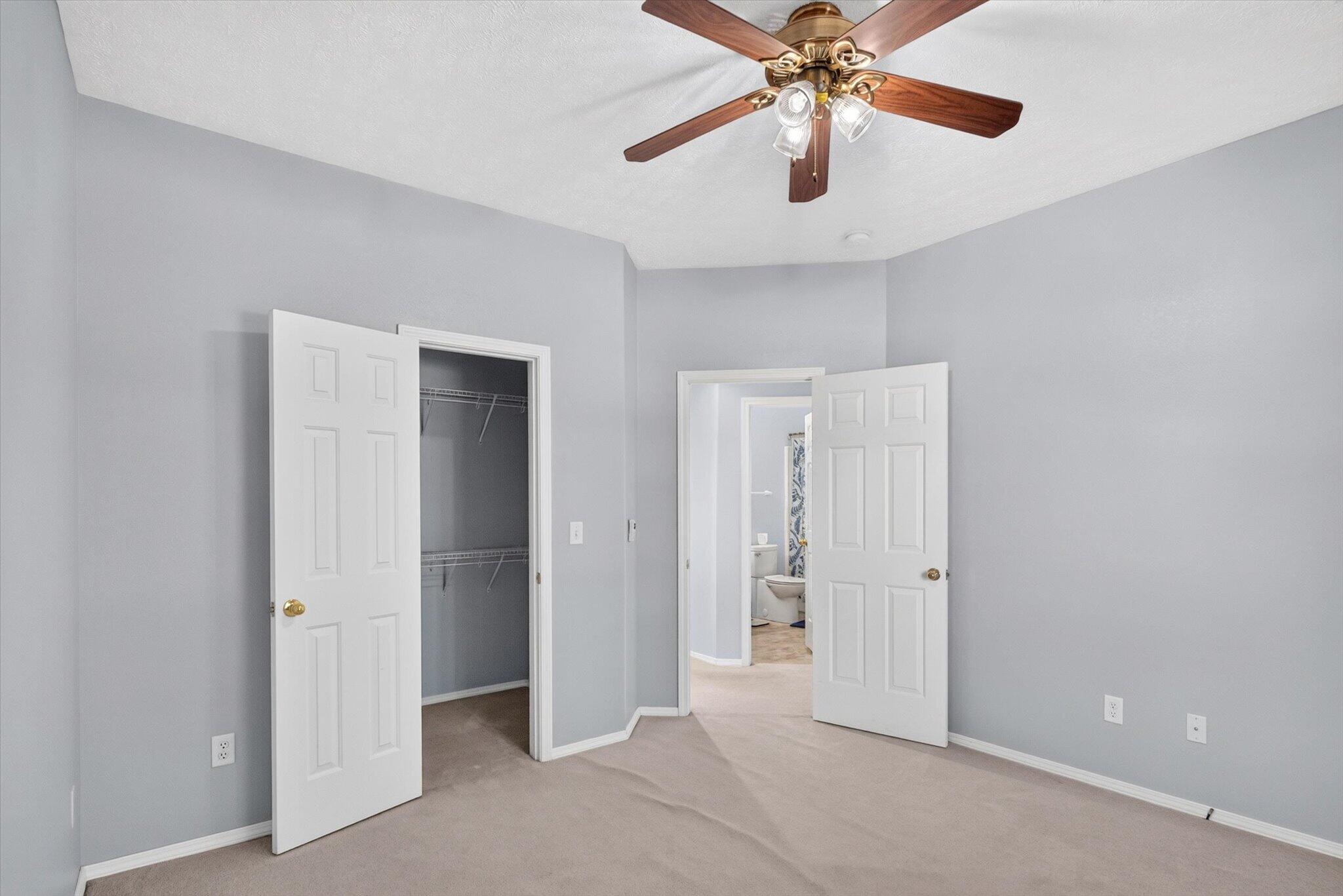 802 East Current Drive Property Photo 16
