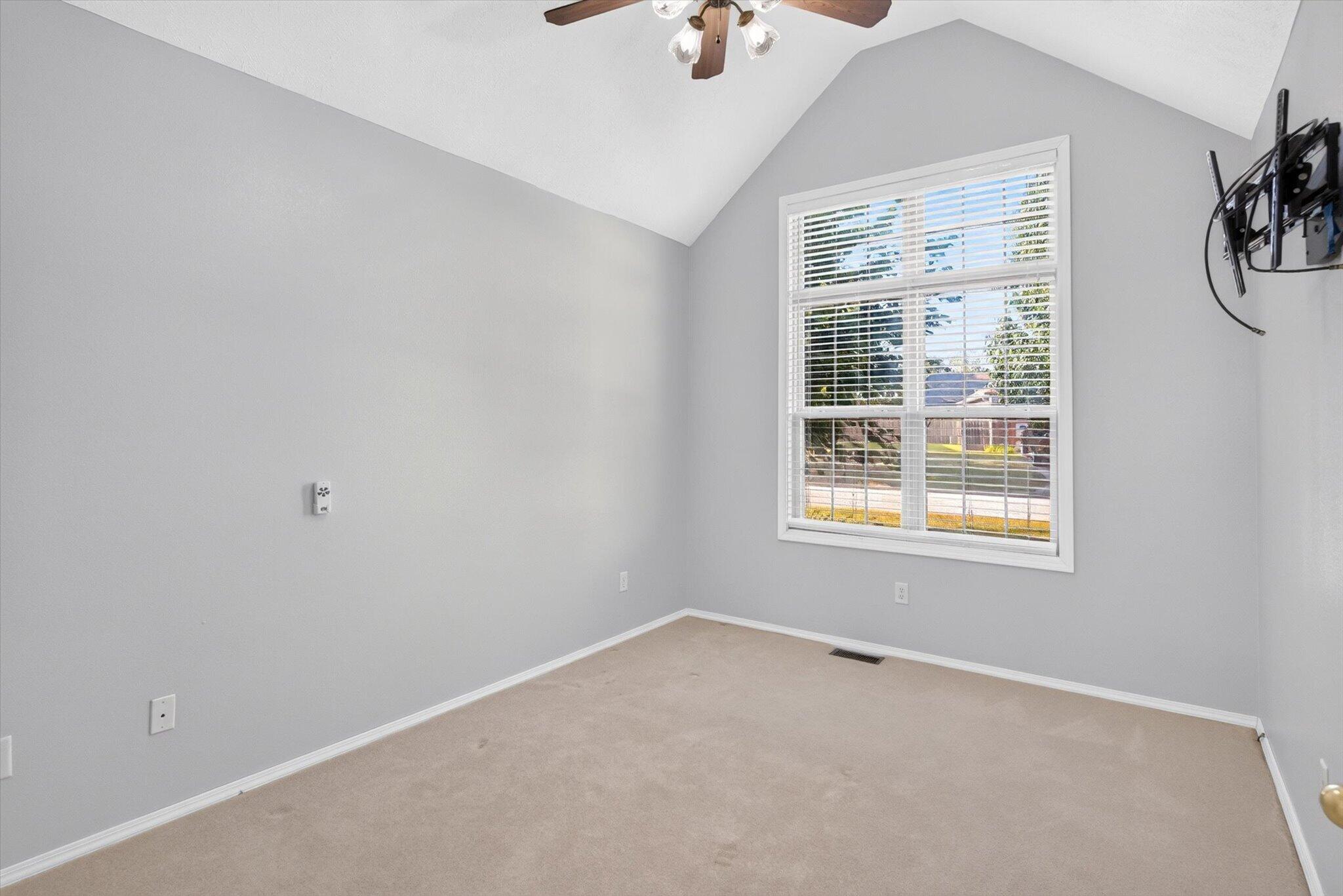 802 East Current Drive Property Photo 18