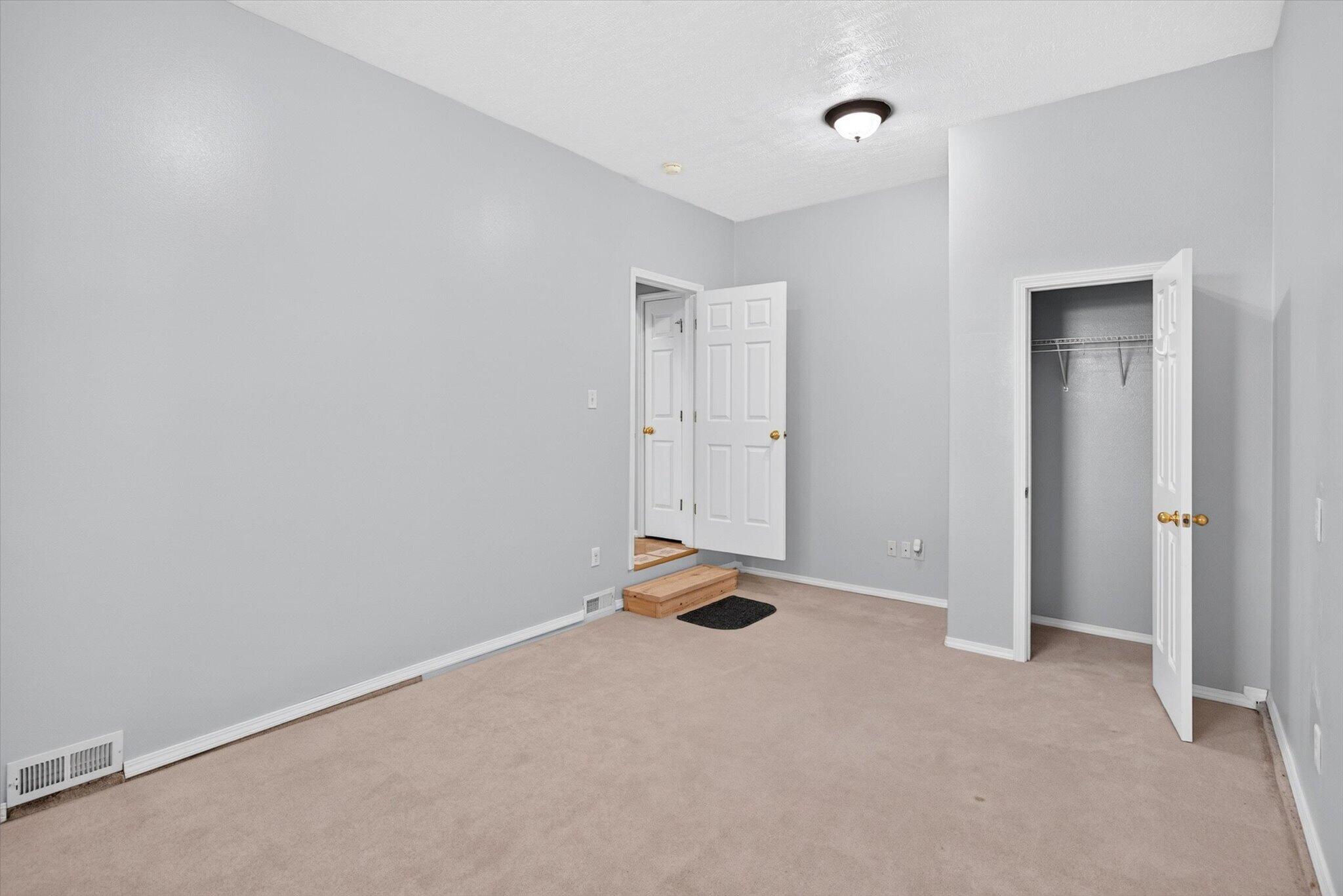 802 East Current Drive Property Photo 22