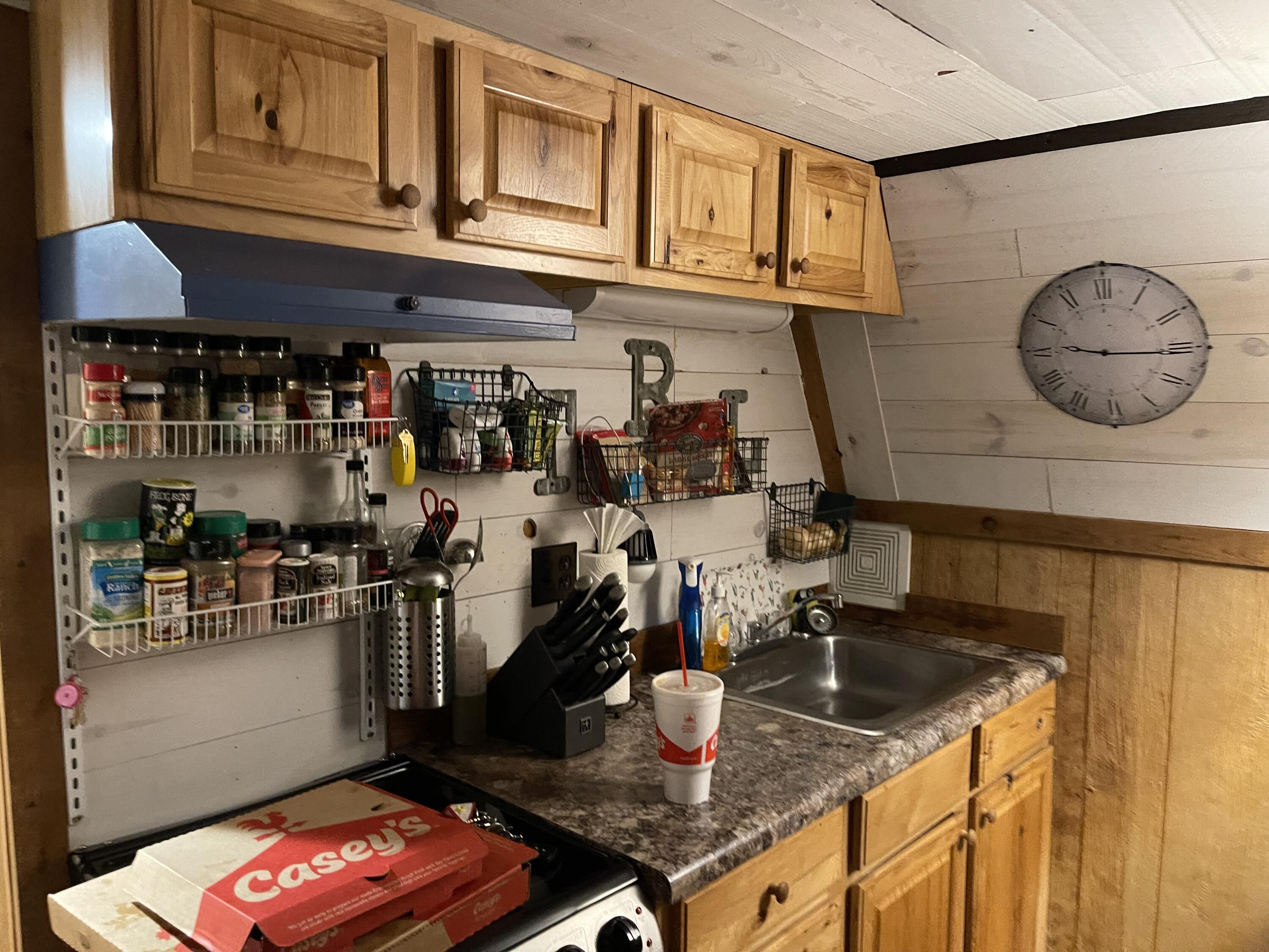 372 Mohican Lane Property Photo 4