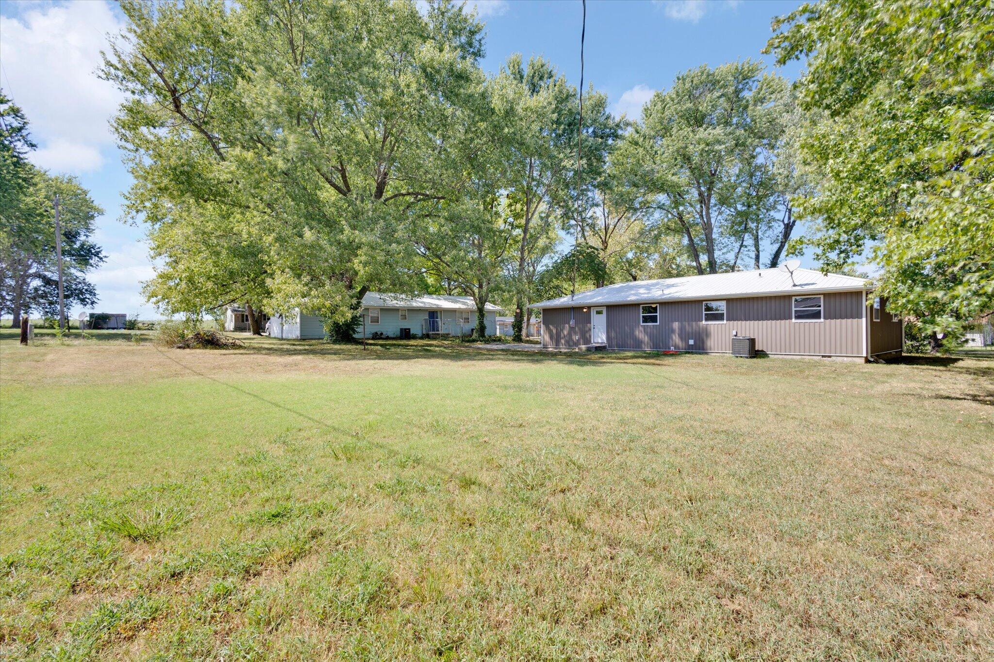 406 West Fairview Street Property Photo 19