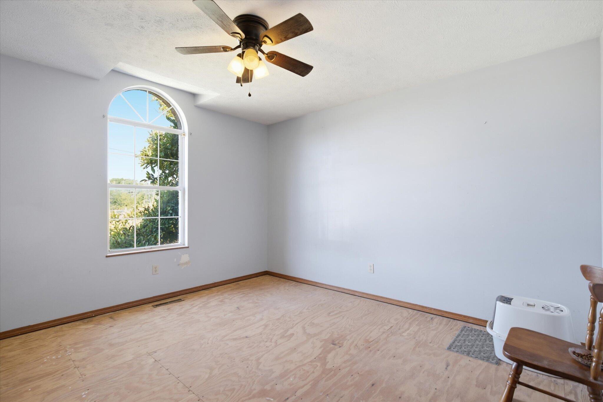 706 State Highway Ab Property Photo 14