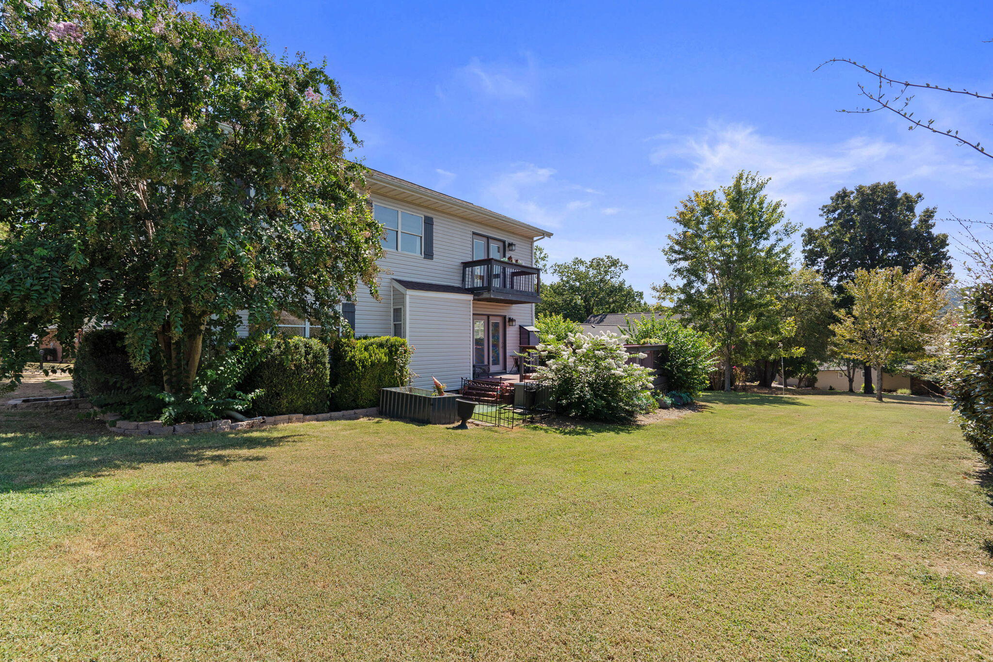 220 Lancashire Drive Property Photo 30