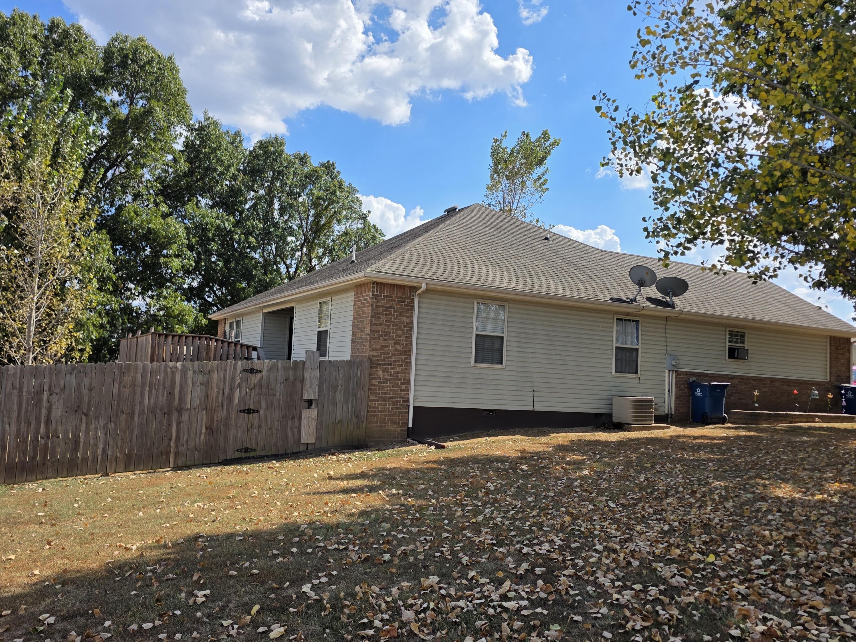 1704 Rosewood Road Property Photo 6