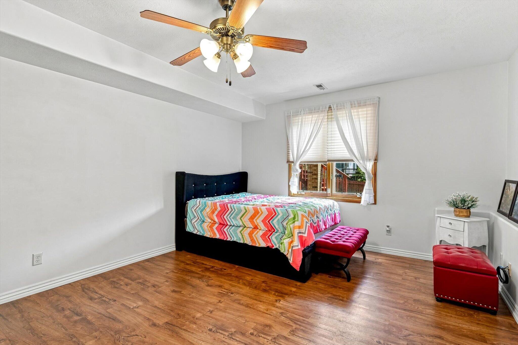 5106 South Burrows Avenue Property Photo 31