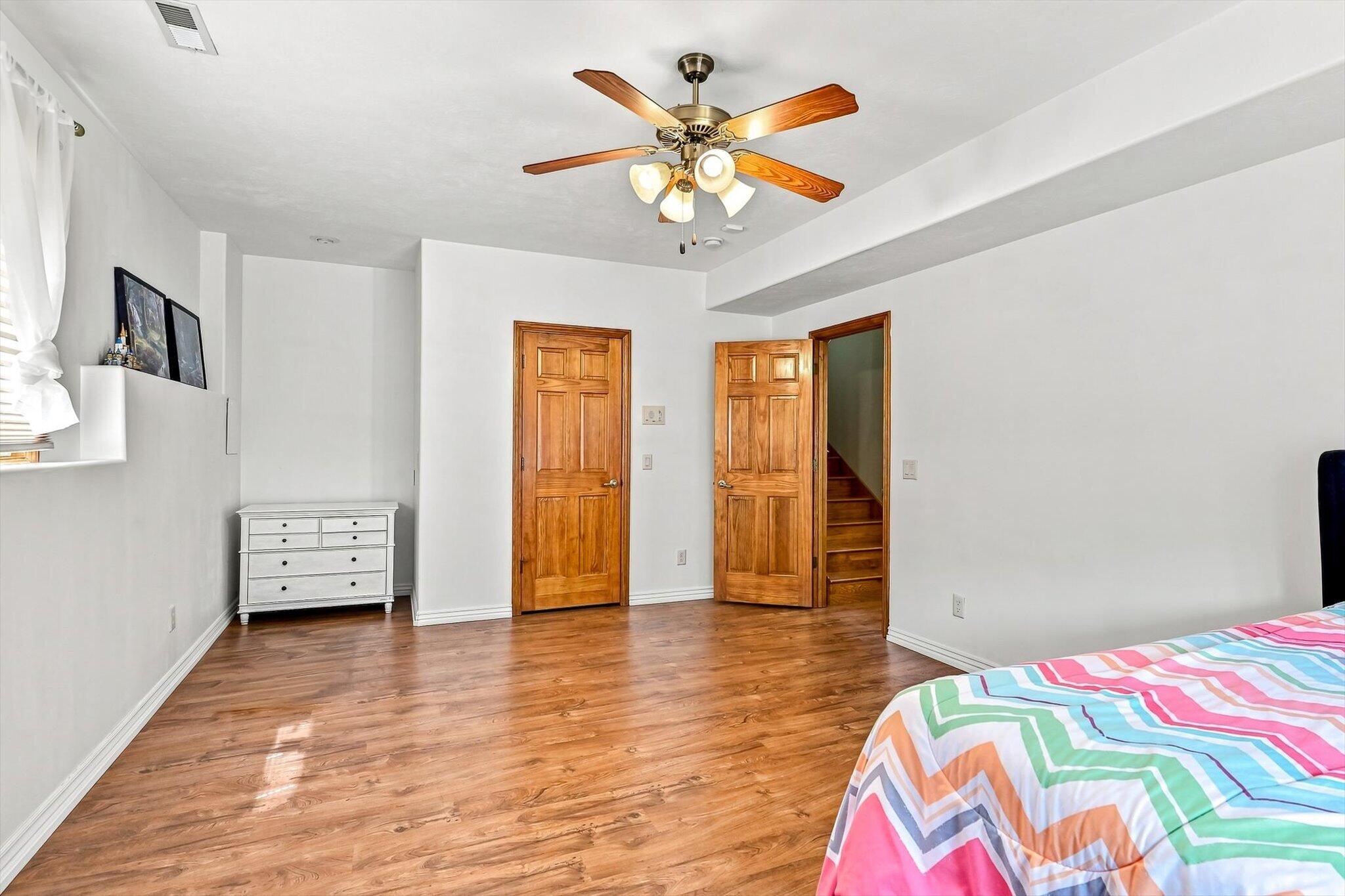 5106 South Burrows Avenue Property Photo 32