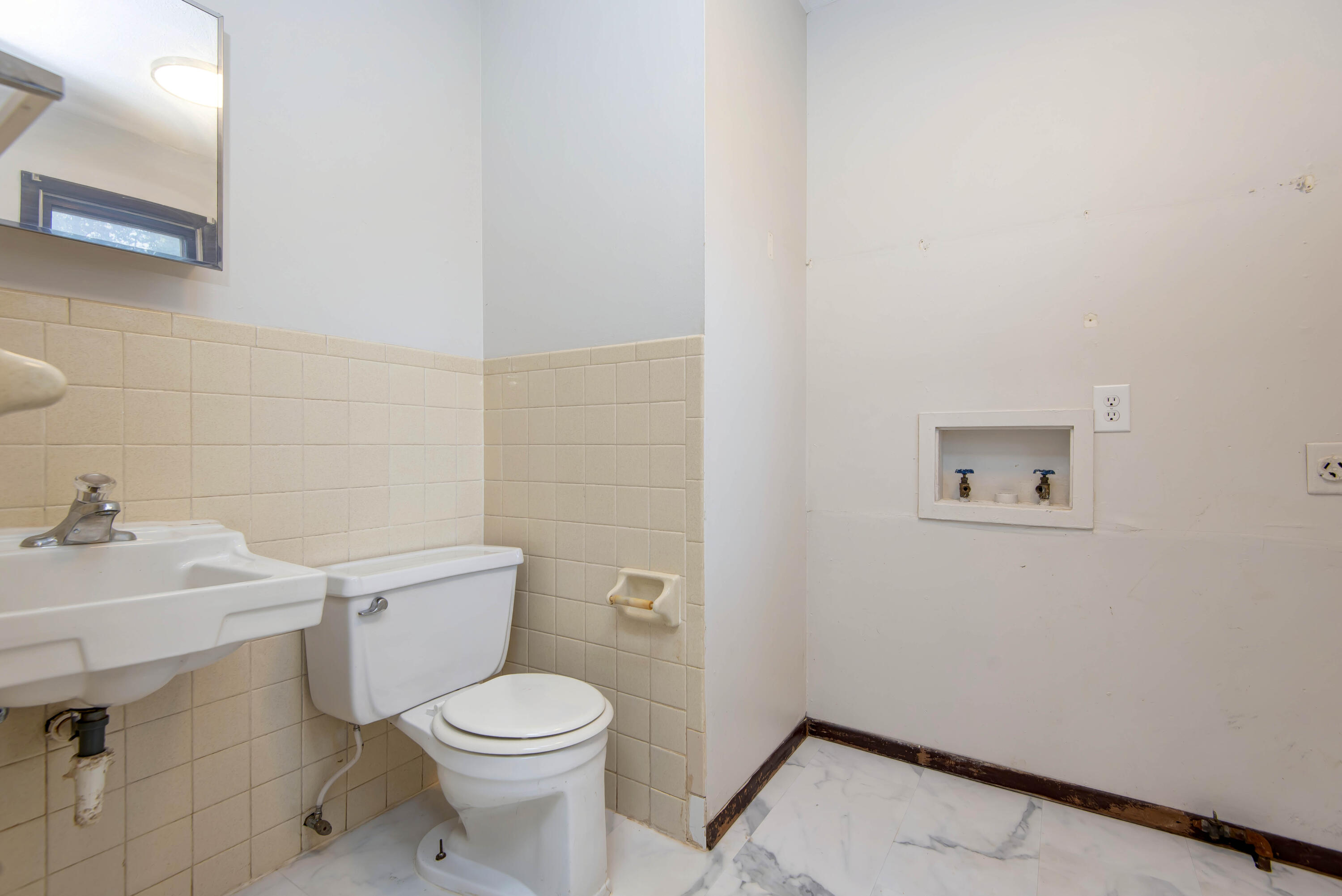 3237 South Ferguson Avenue Property Photo 11