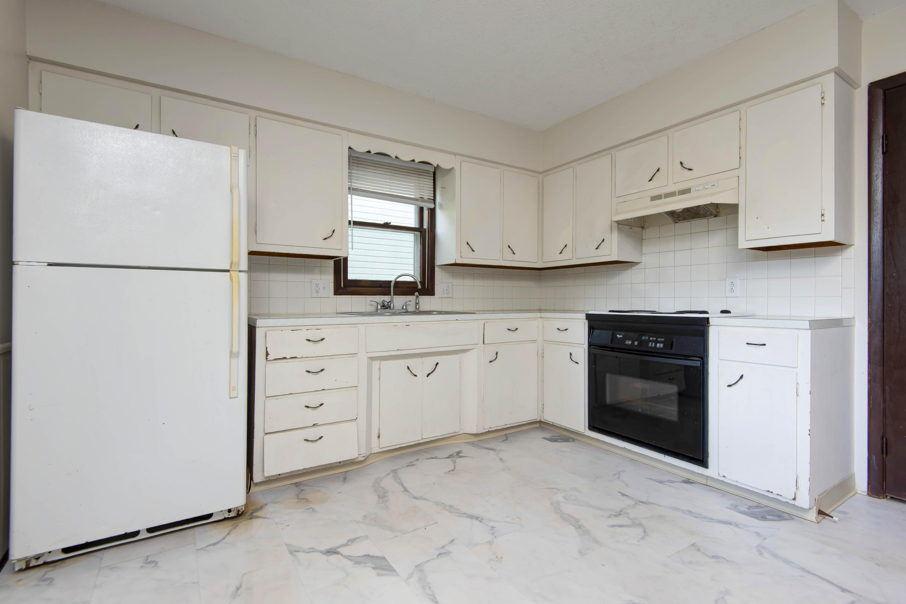3237 South Ferguson Avenue Property Photo 15