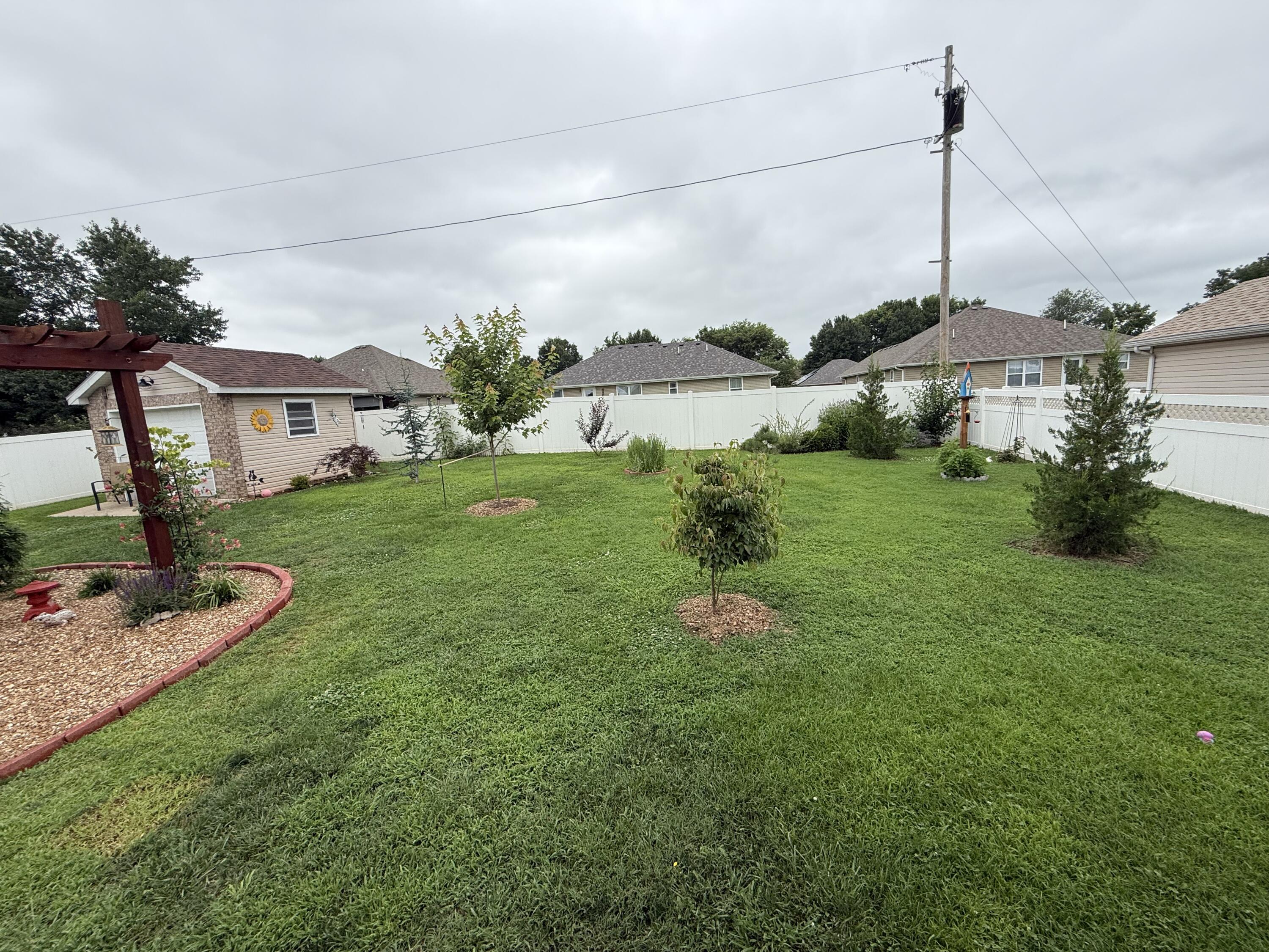 475 South Gary Avenue Property Photo 20