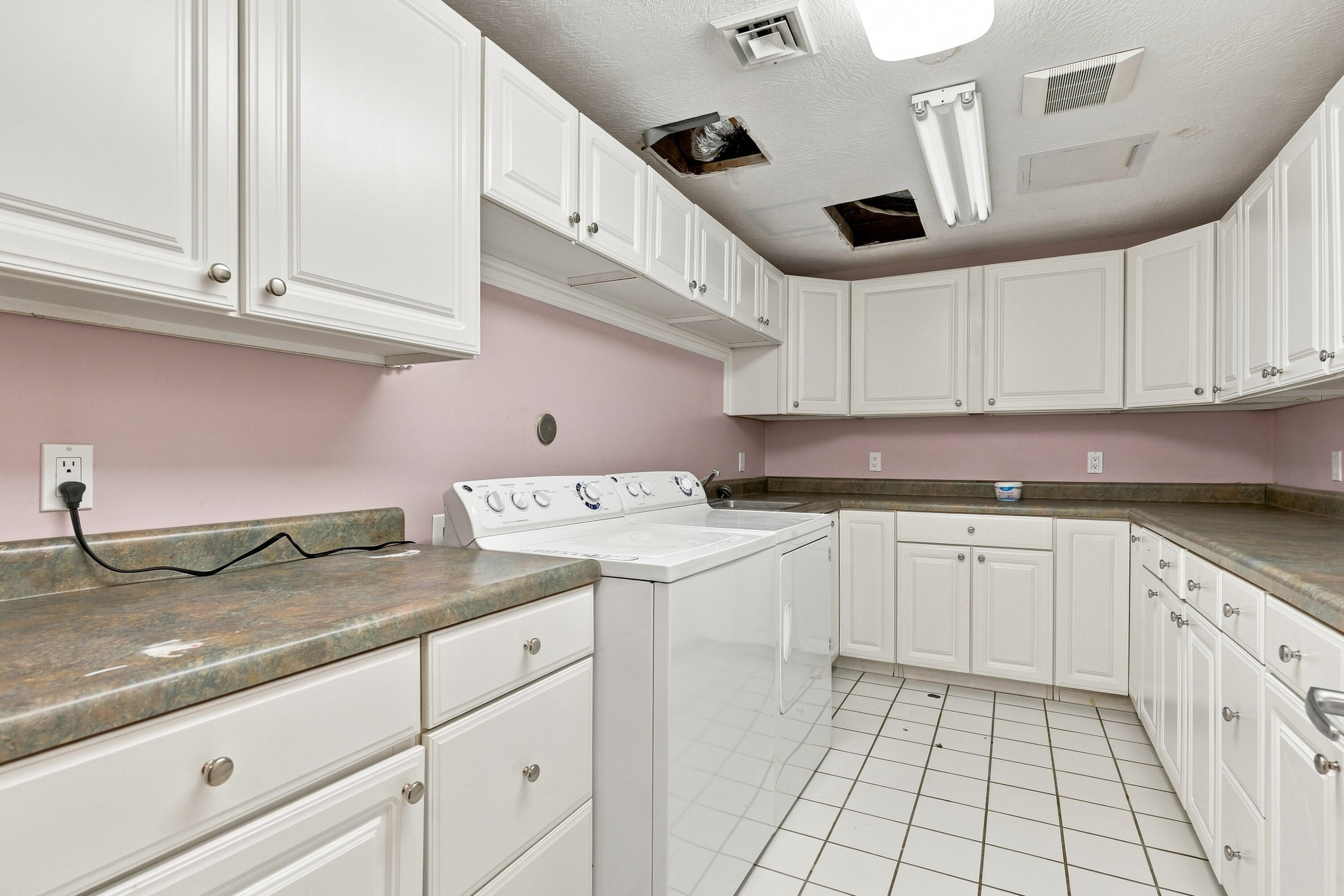 4660 South Wilsons Creek Boulevard Property Photo 129