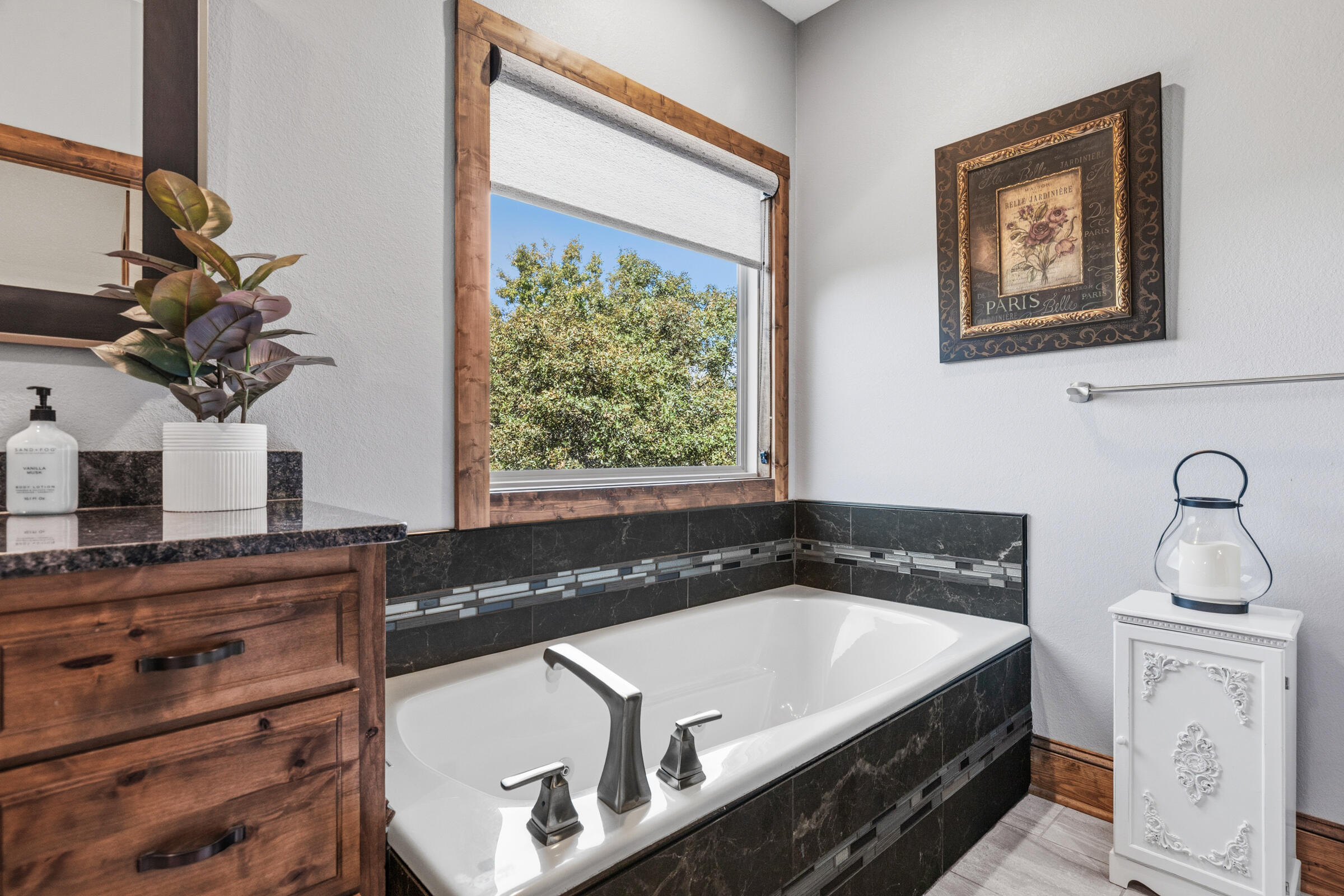 395 Sunset Drive Property Photo 19