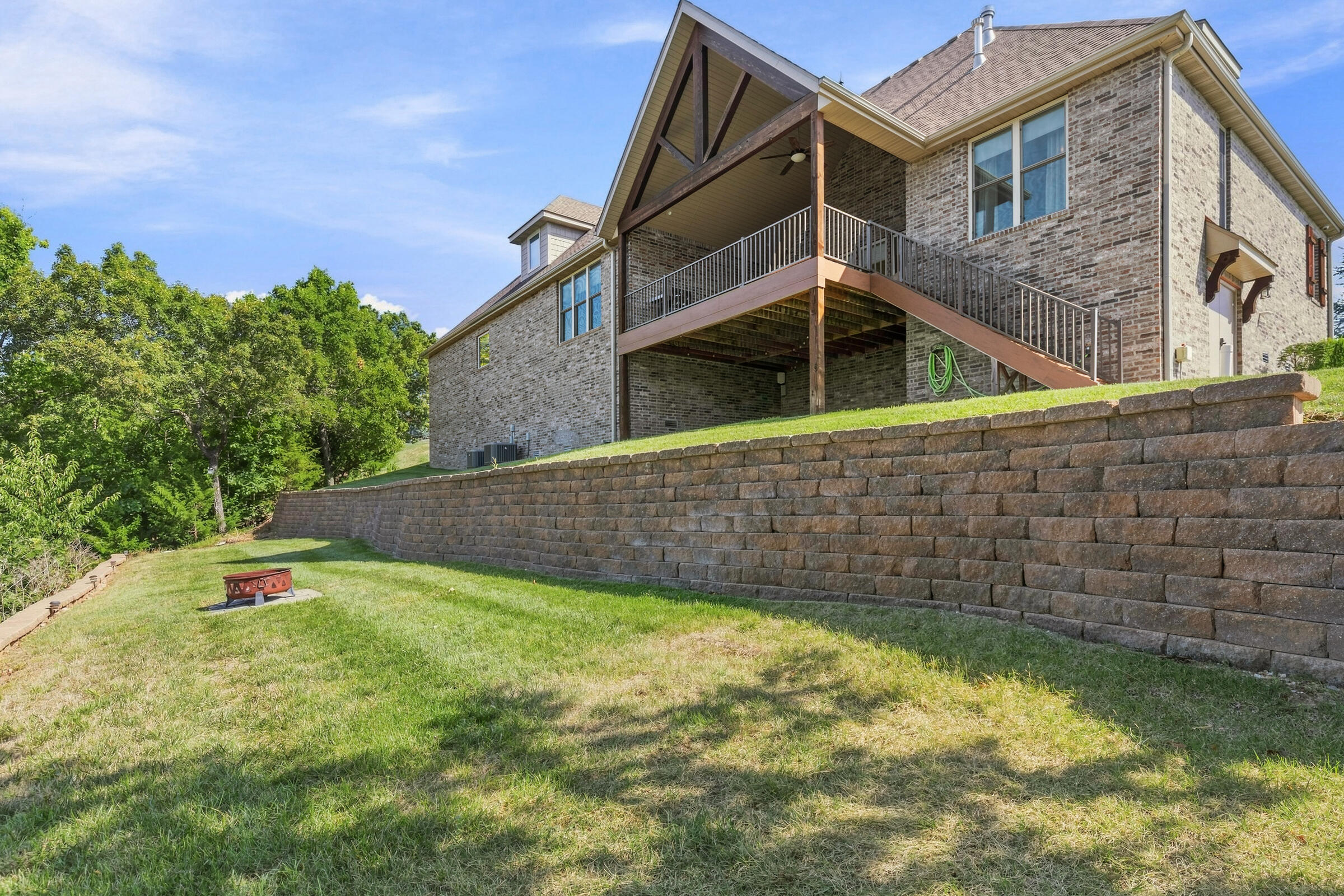 395 Sunset Drive Property Photo 41