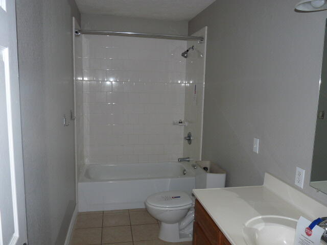 1209 South 21st Avenue Property Photo 10