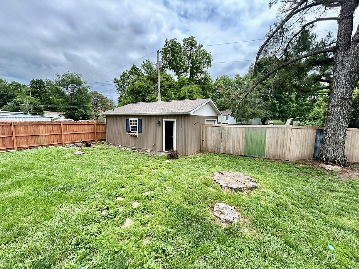 419 Davis Drive Property Photo 12