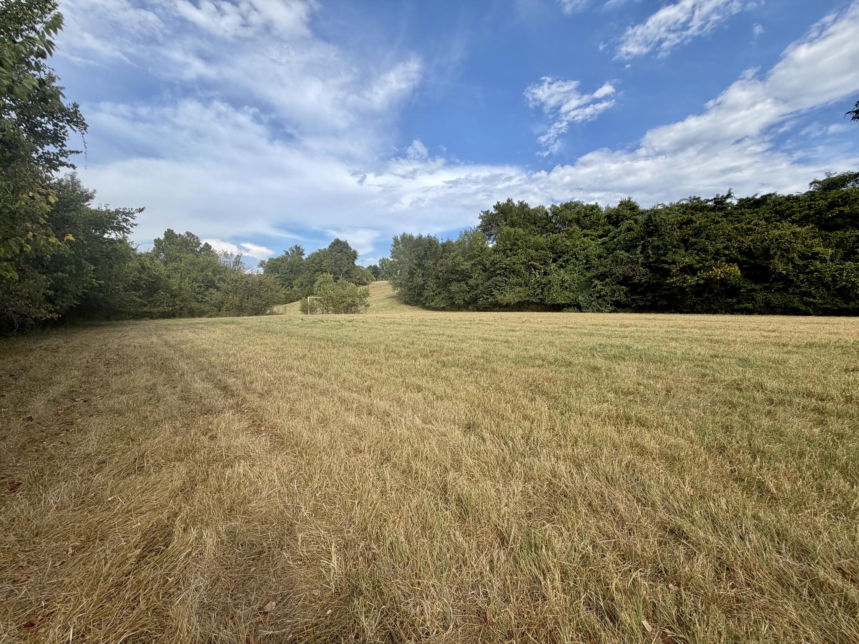 000 Fairground Road Property Photo 1