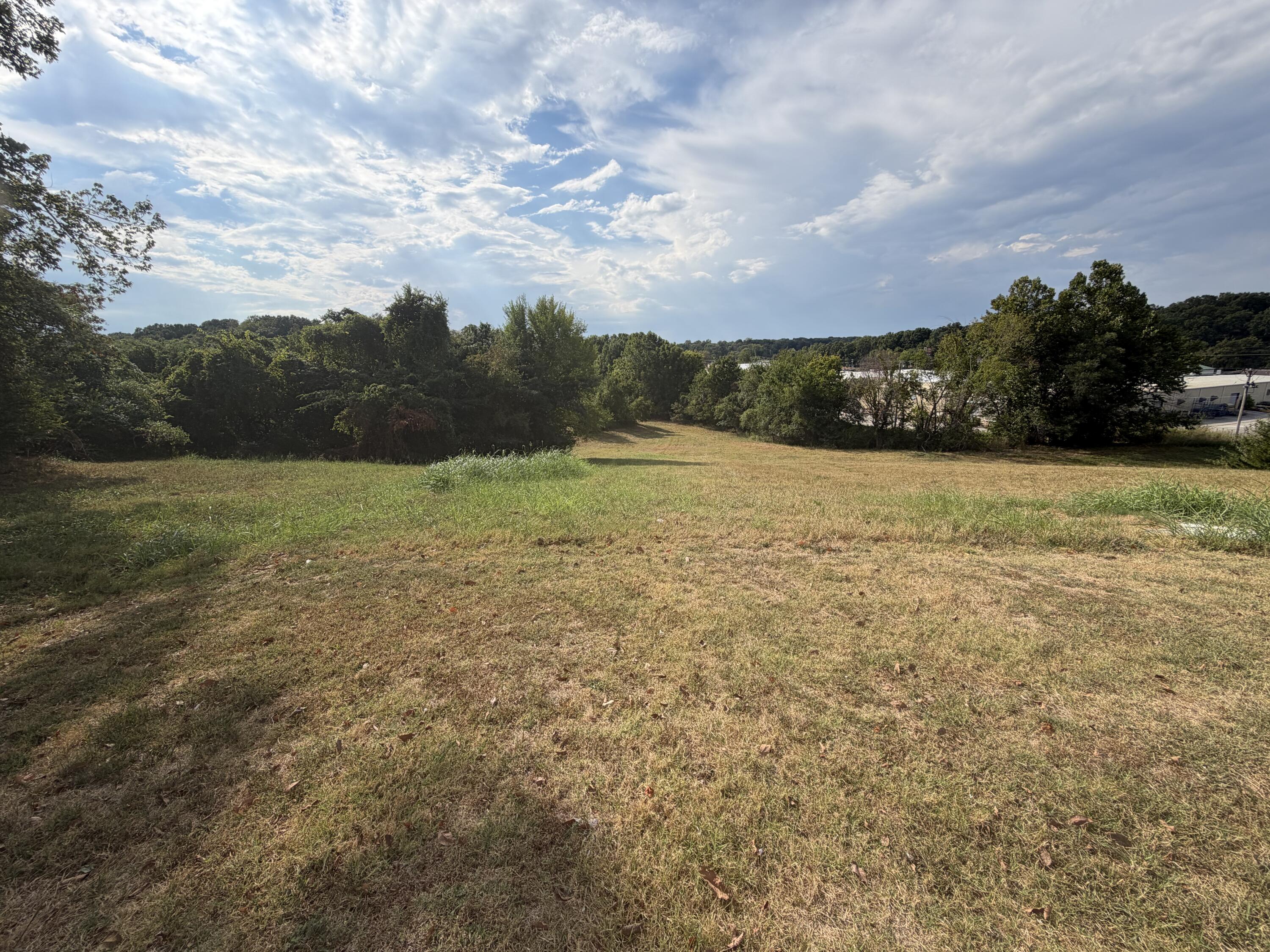 000 Fairground Road Property Photo 4