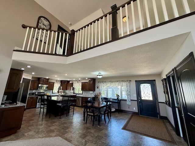 22285 Midvale Road Property Photo 14