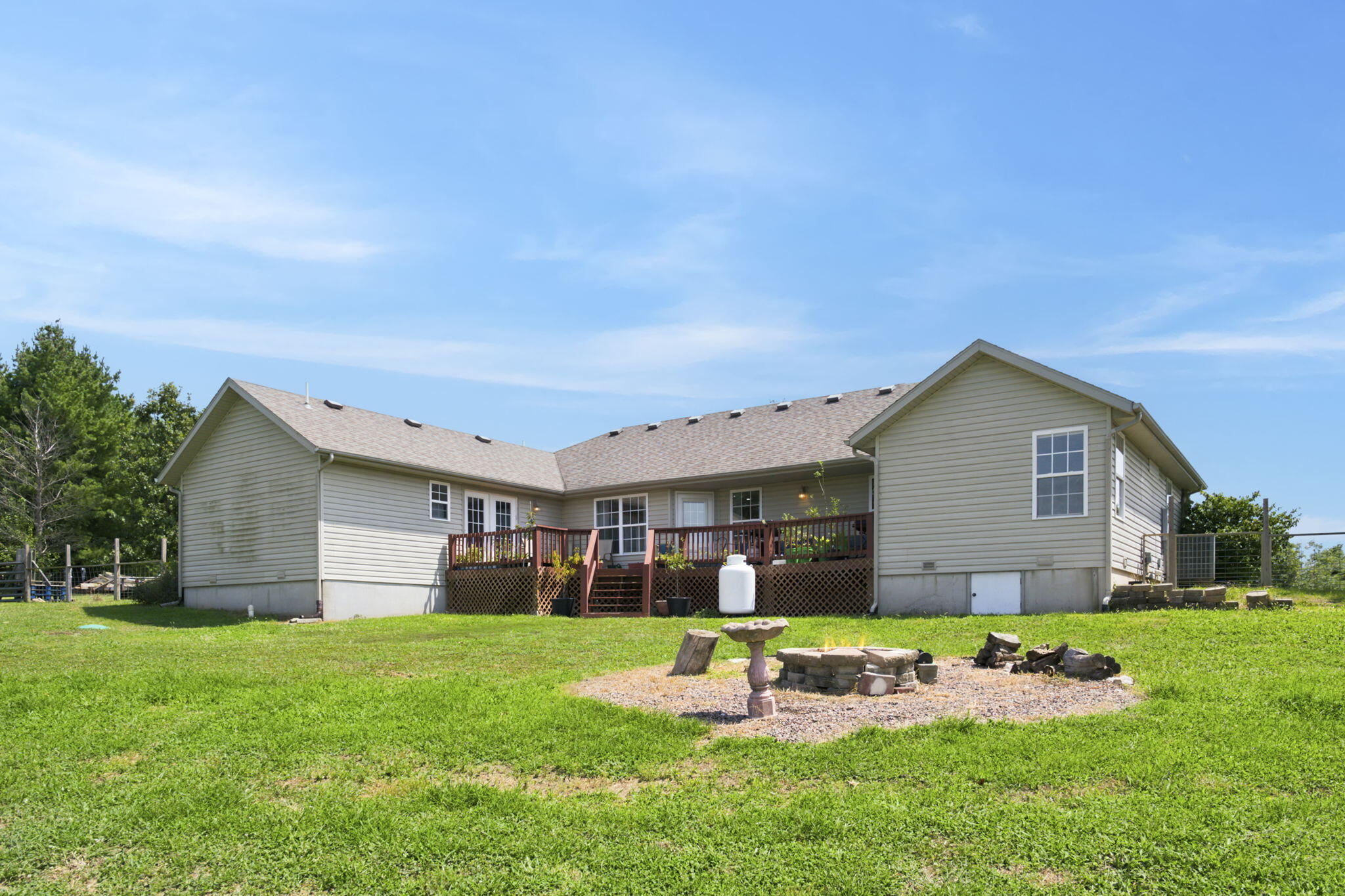 355 Julip Lane Property Photo 25