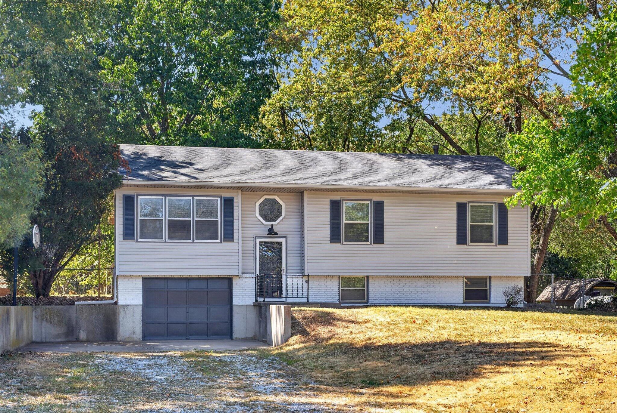 3406 South 201 Road Property Photo 2