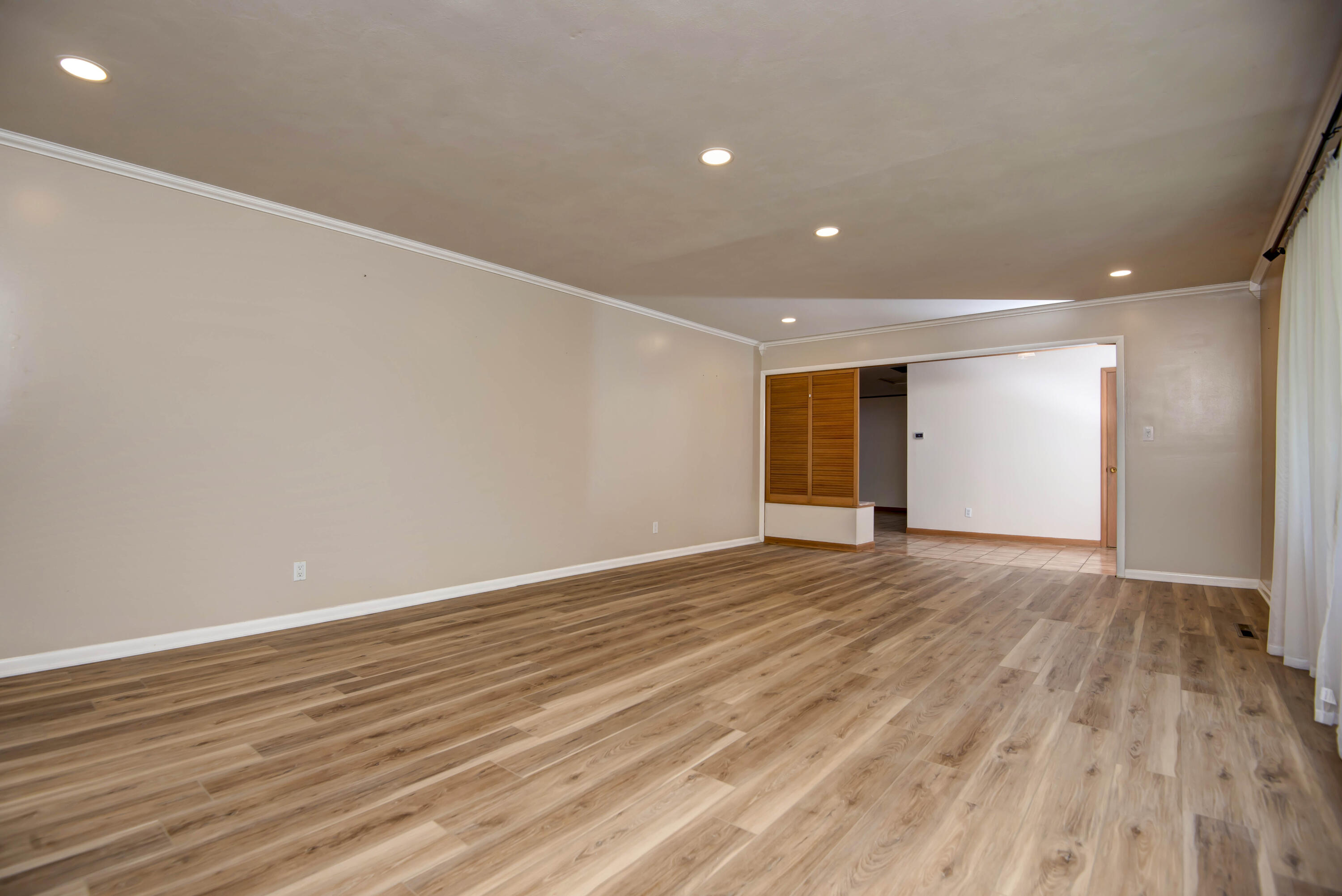 1508 South Essex Road Property Photo 11